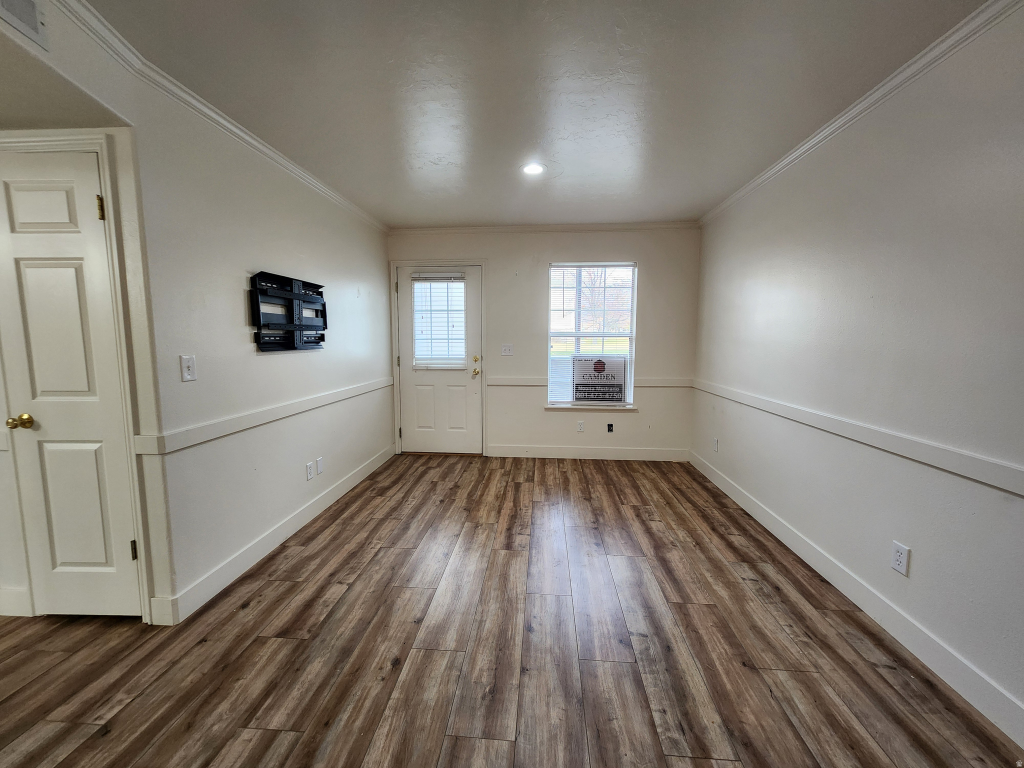 TIMES SQUARE CONDO - Residential