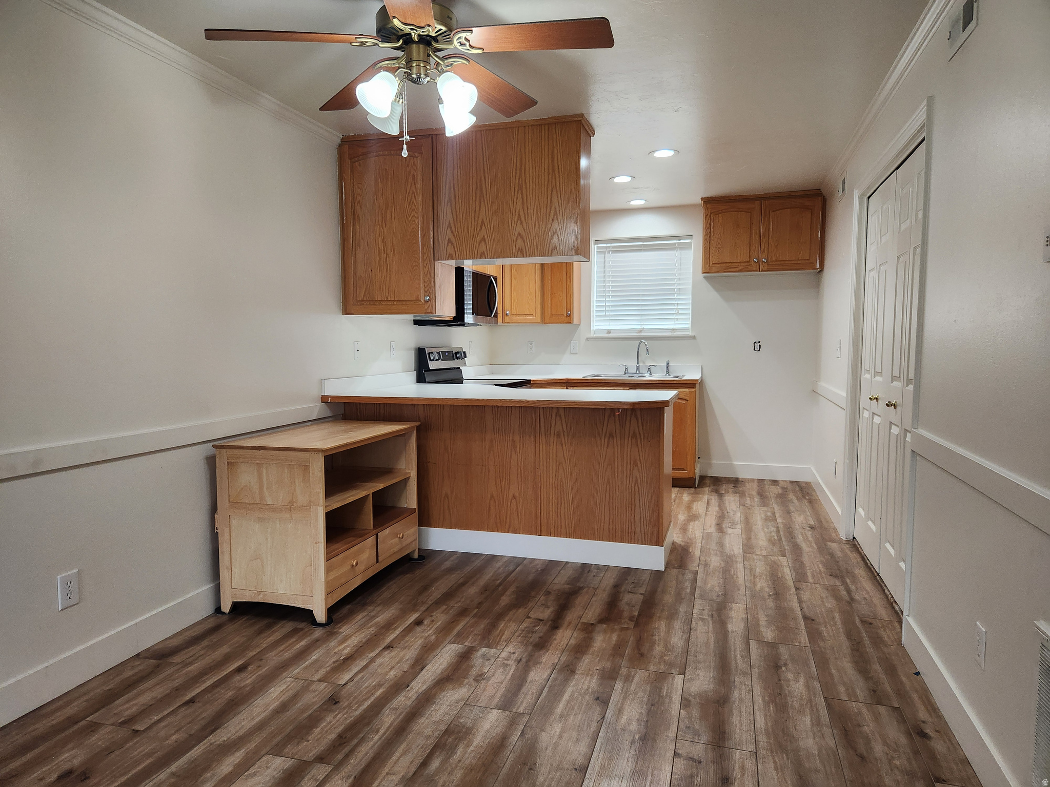 TIMES SQUARE CONDO - Residential