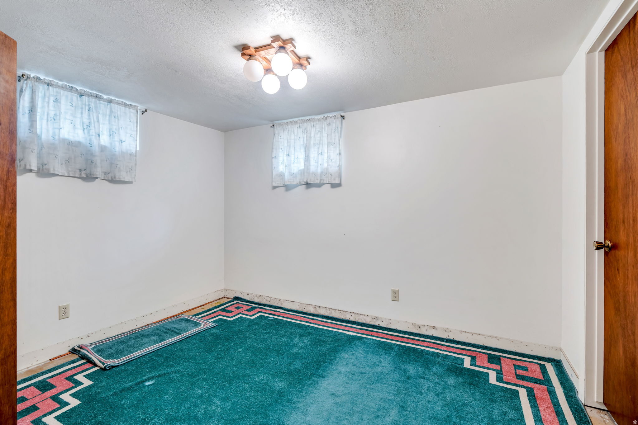 CHAPEL - Residential