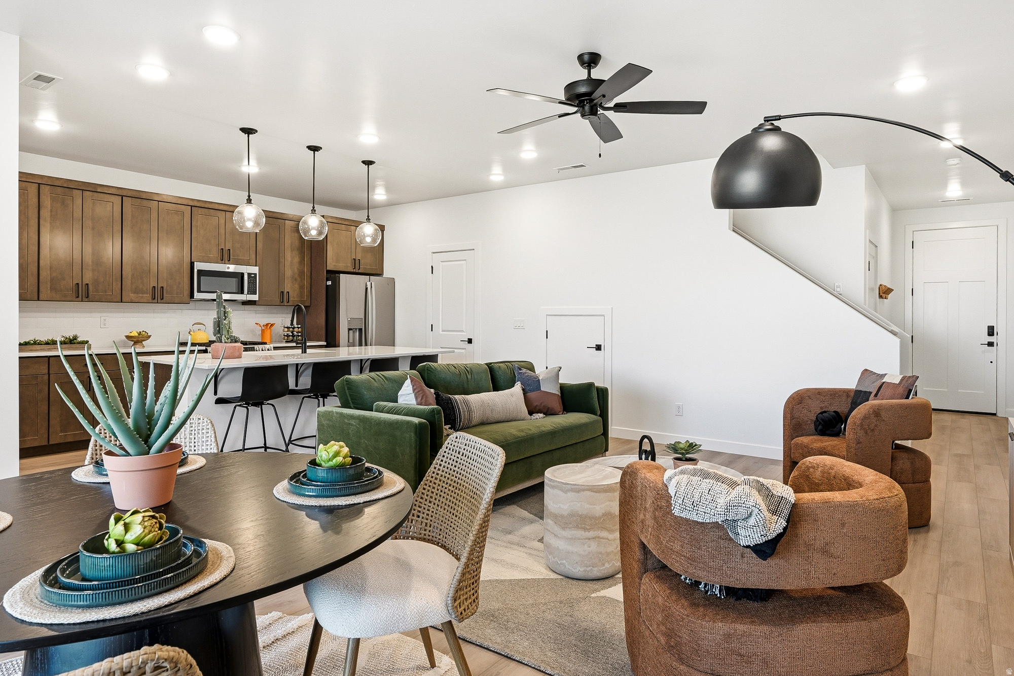 SKY VIEW ESTATES - Residential Income