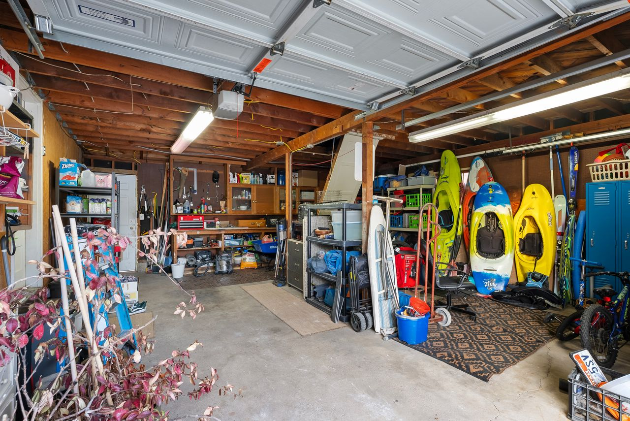 HILLCREST ADDITION - Residential