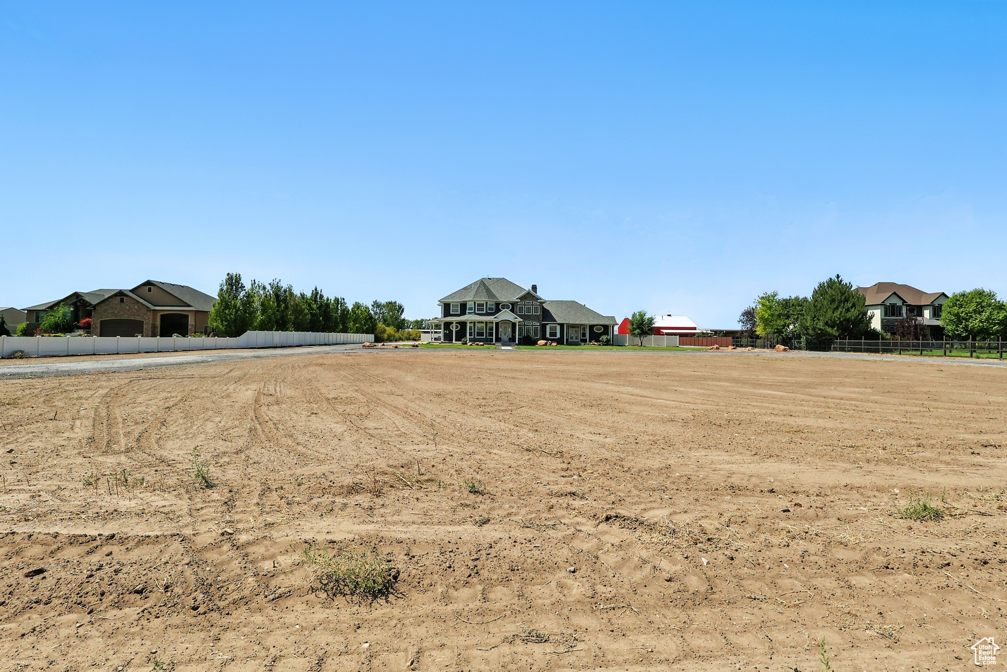 Honeyville, Utah 84314, United States, 8 Bedrooms Bedrooms, ,6 BathroomsBathrooms,Residential,Active,192304