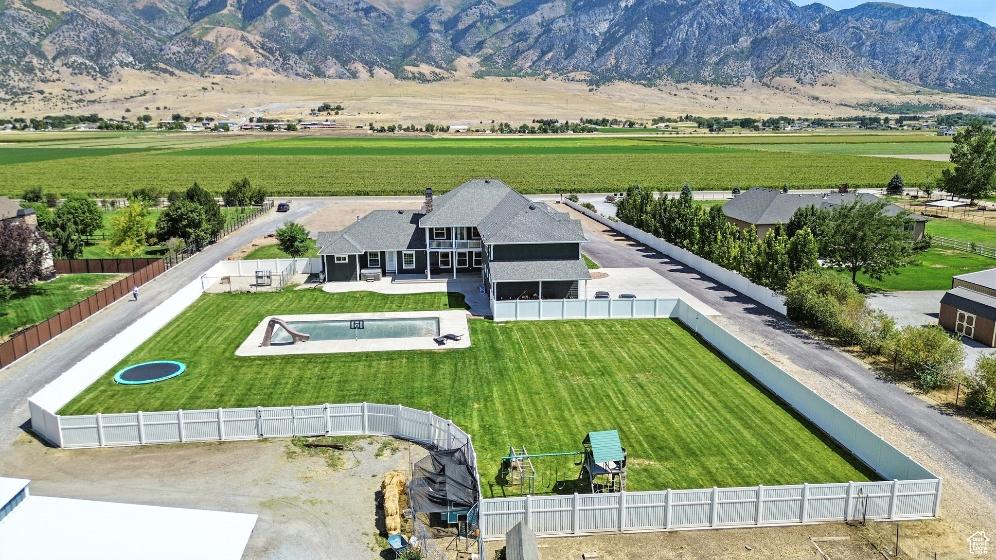 Honeyville, Utah 84314, United States, 8 Bedrooms Bedrooms, ,6 BathroomsBathrooms,Residential,Active,192304