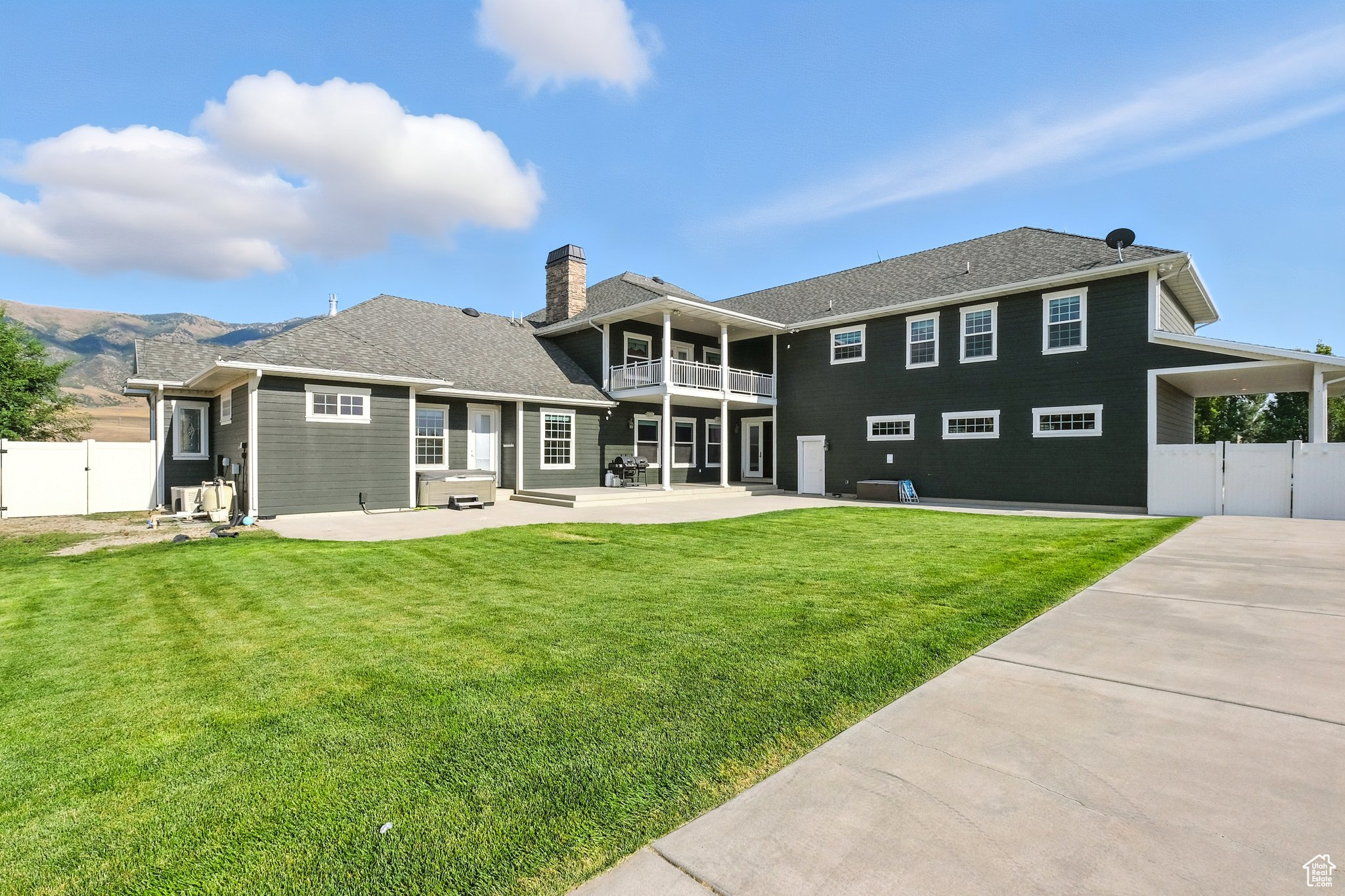 Honeyville, Utah 84314, United States, 8 Bedrooms Bedrooms, ,6 BathroomsBathrooms,Residential,Active,192304