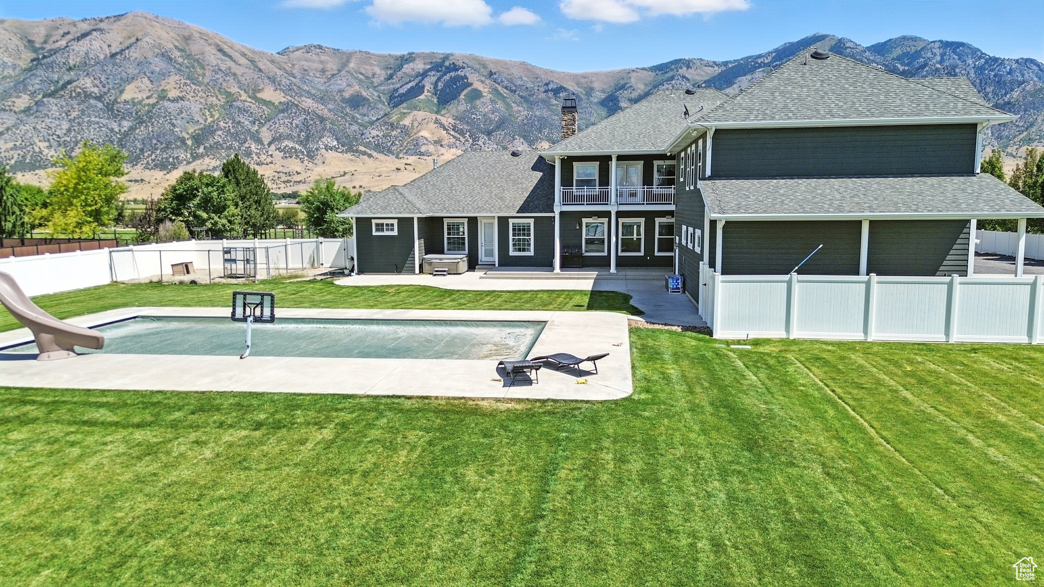 Honeyville, Utah 84314, United States, 8 Bedrooms Bedrooms, ,6 BathroomsBathrooms,Residential,Active,192304