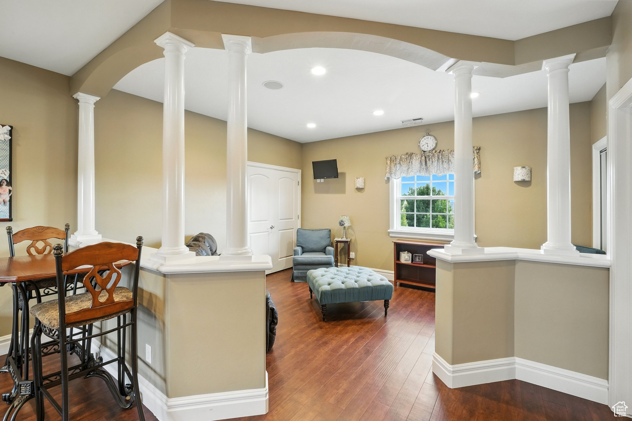 Honeyville, Utah 84314, United States, 8 Bedrooms Bedrooms, ,6 BathroomsBathrooms,Residential,Active,192304