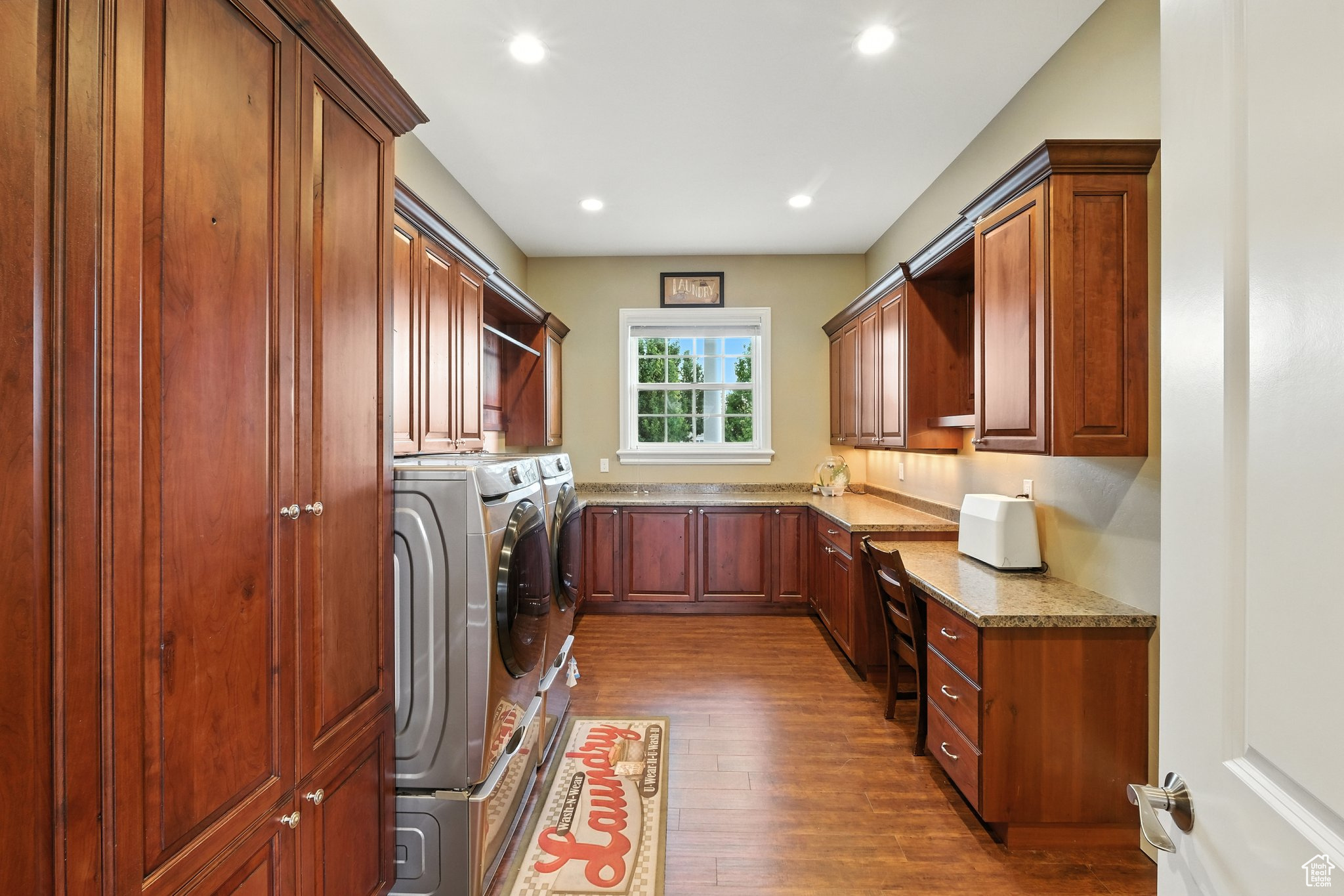 Honeyville, Utah 84314, United States, 8 Bedrooms Bedrooms, ,6 BathroomsBathrooms,Residential,Active,192304