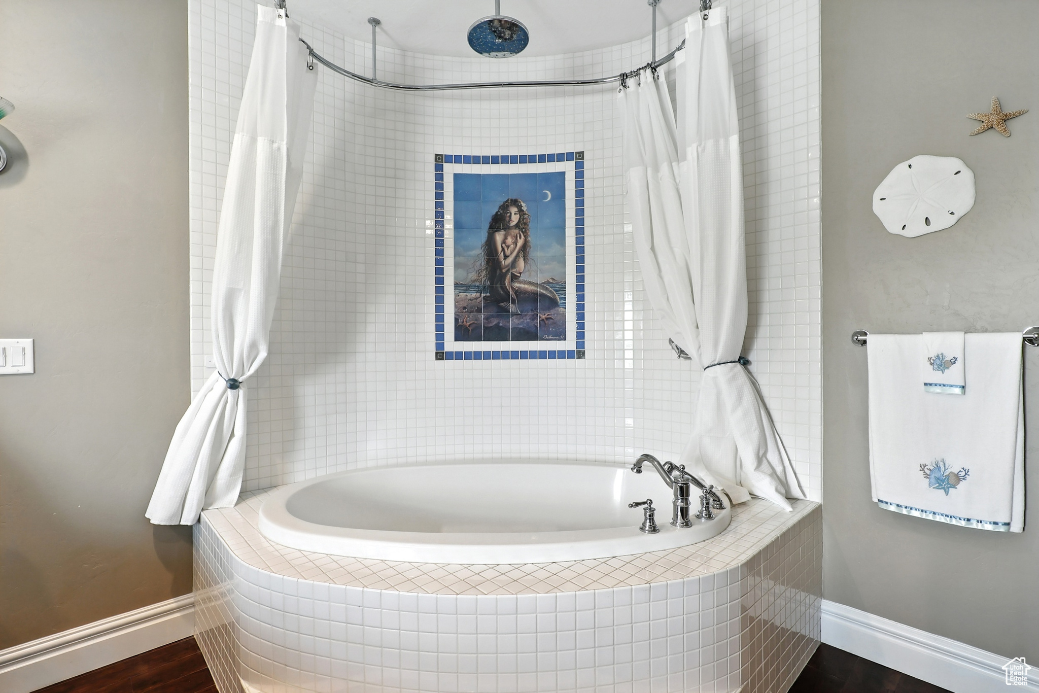 Honeyville, Utah 84314, United States, 8 Bedrooms Bedrooms, ,6 BathroomsBathrooms,Residential,Active,192304