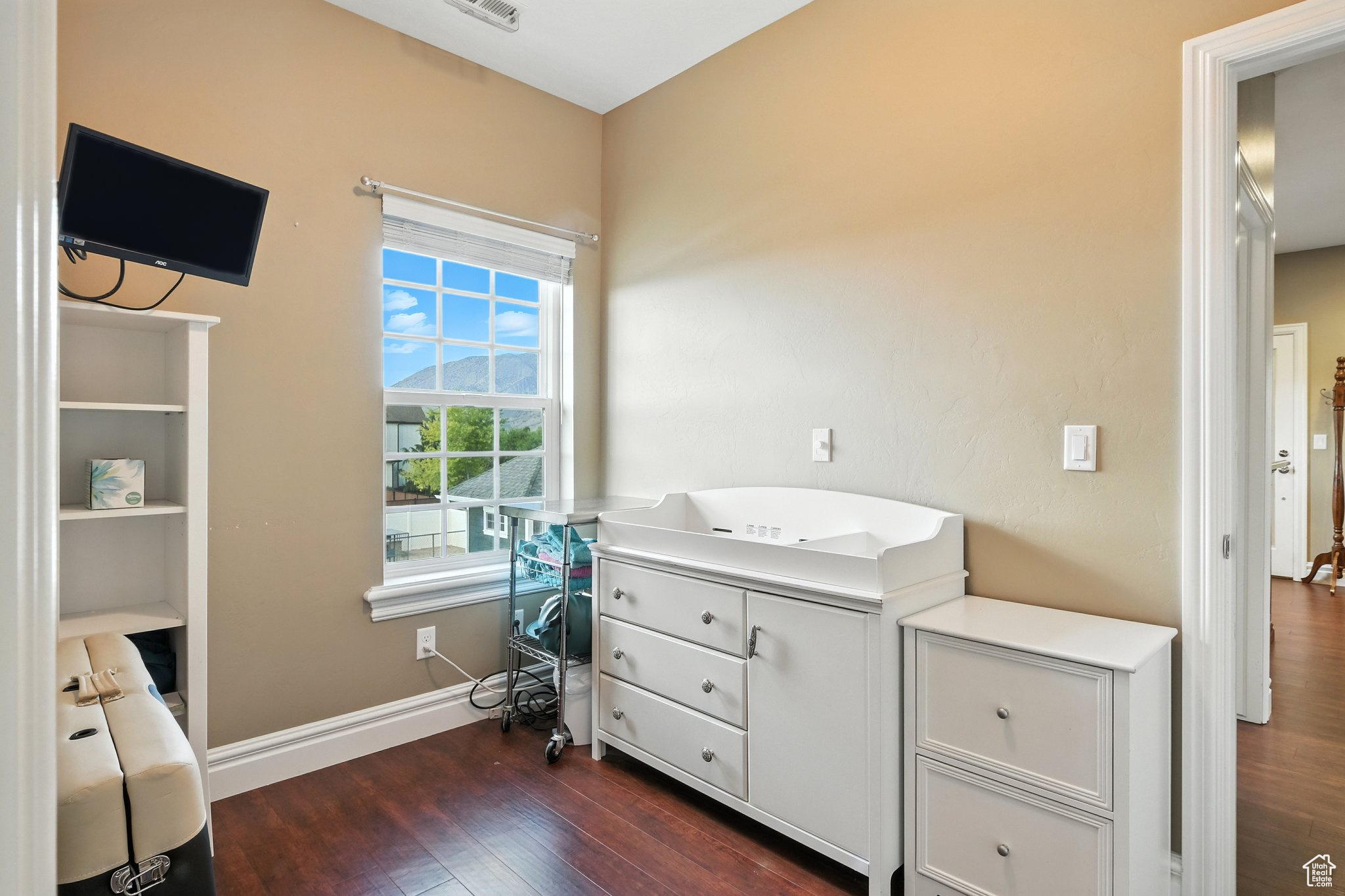 Honeyville, Utah 84314, United States, 8 Bedrooms Bedrooms, ,6 BathroomsBathrooms,Residential,Active,192304