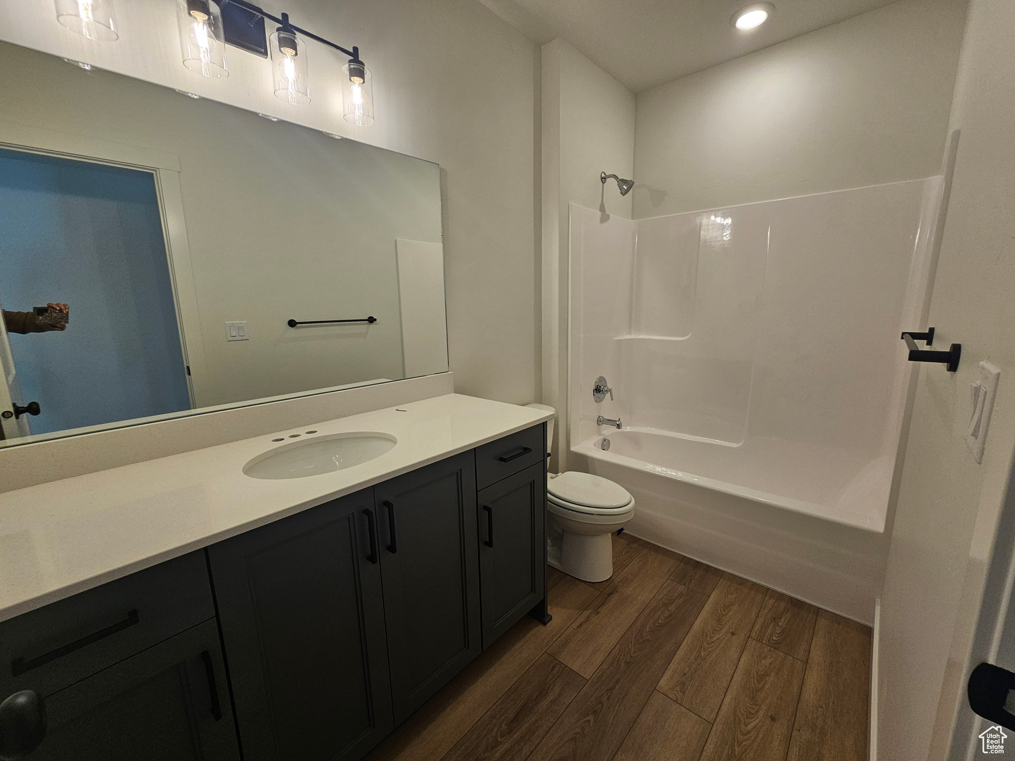 WEST RIDGE ESTATES - Residential