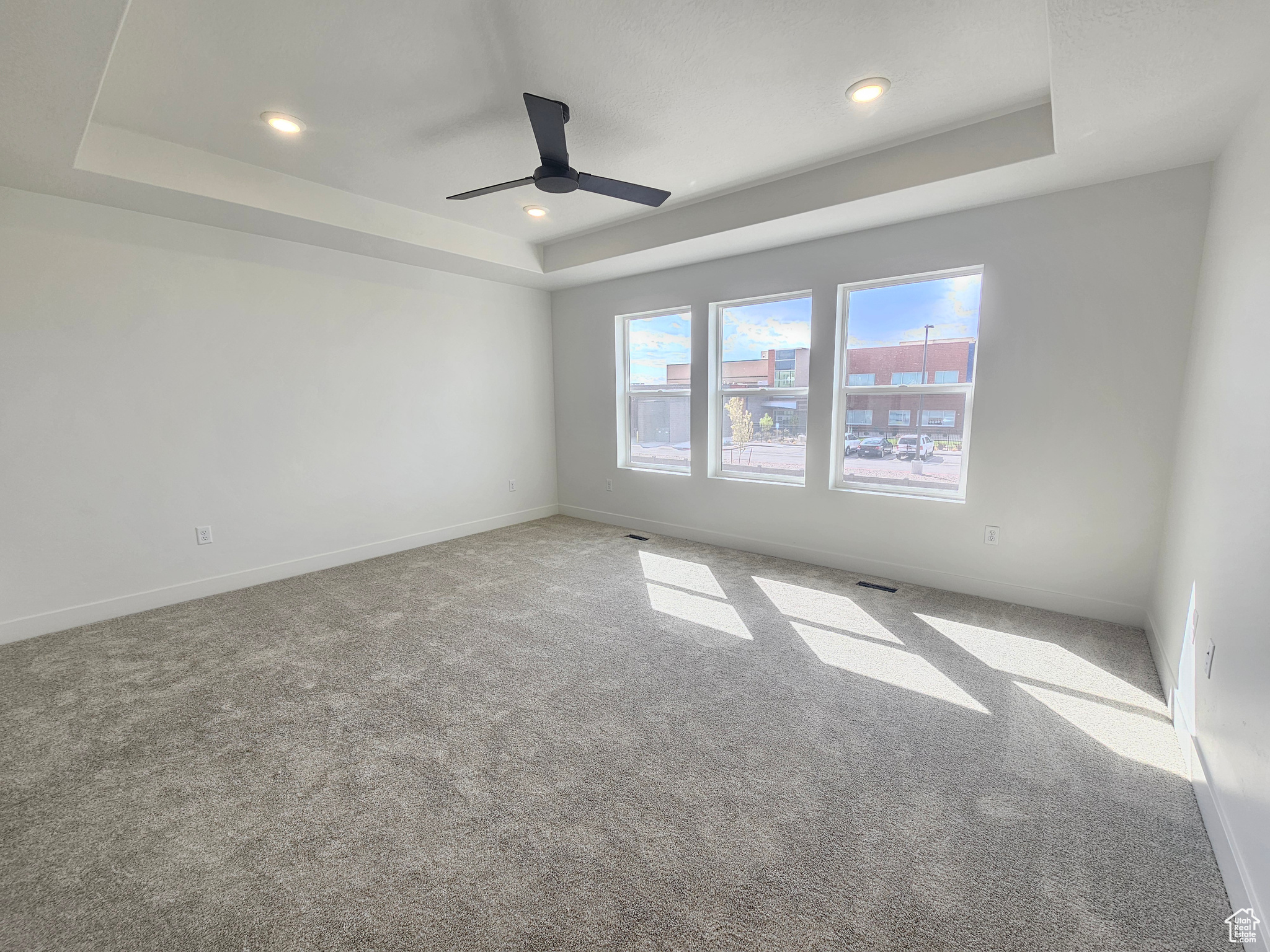 WEST RIDGE ESTATES - Residential