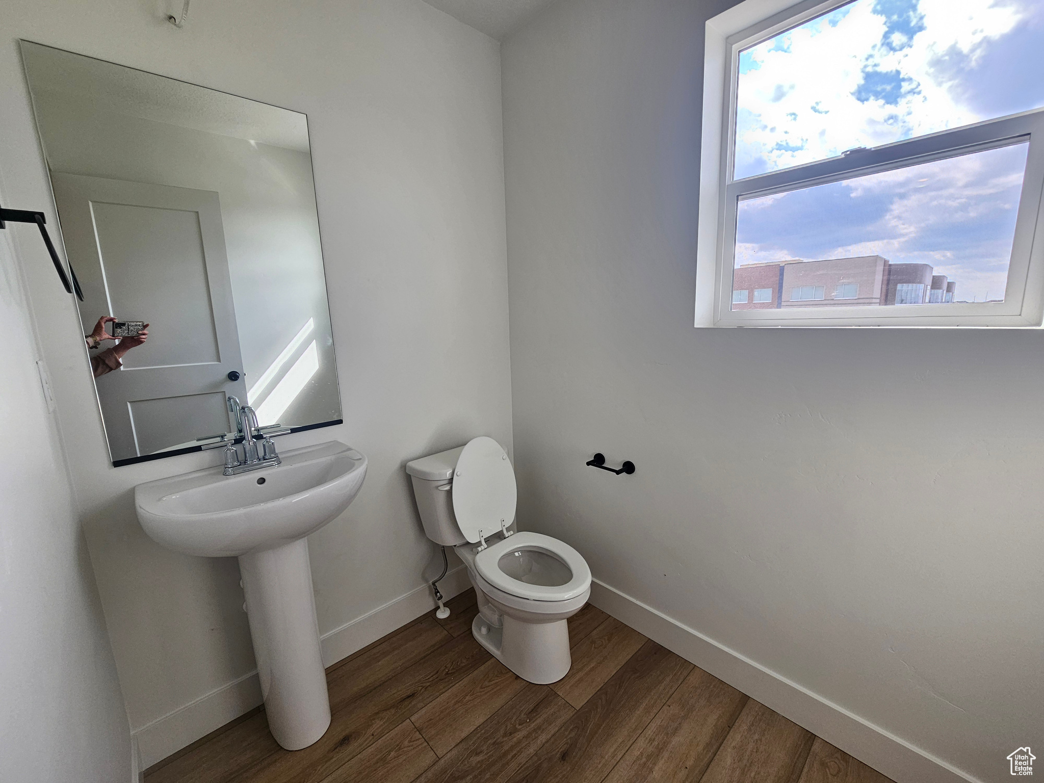 WEST RIDGE ESTATES - Residential