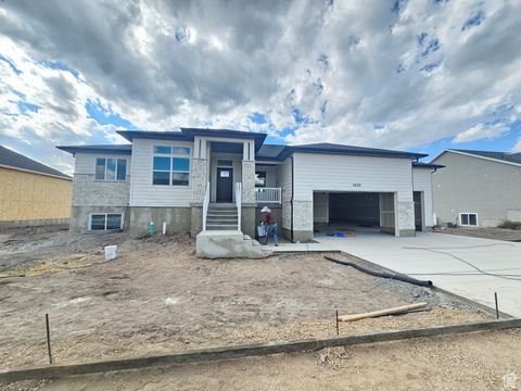 Photo of 3233 S 4975 W #14, West Haven, UT 84401 (MLS # 2114732)