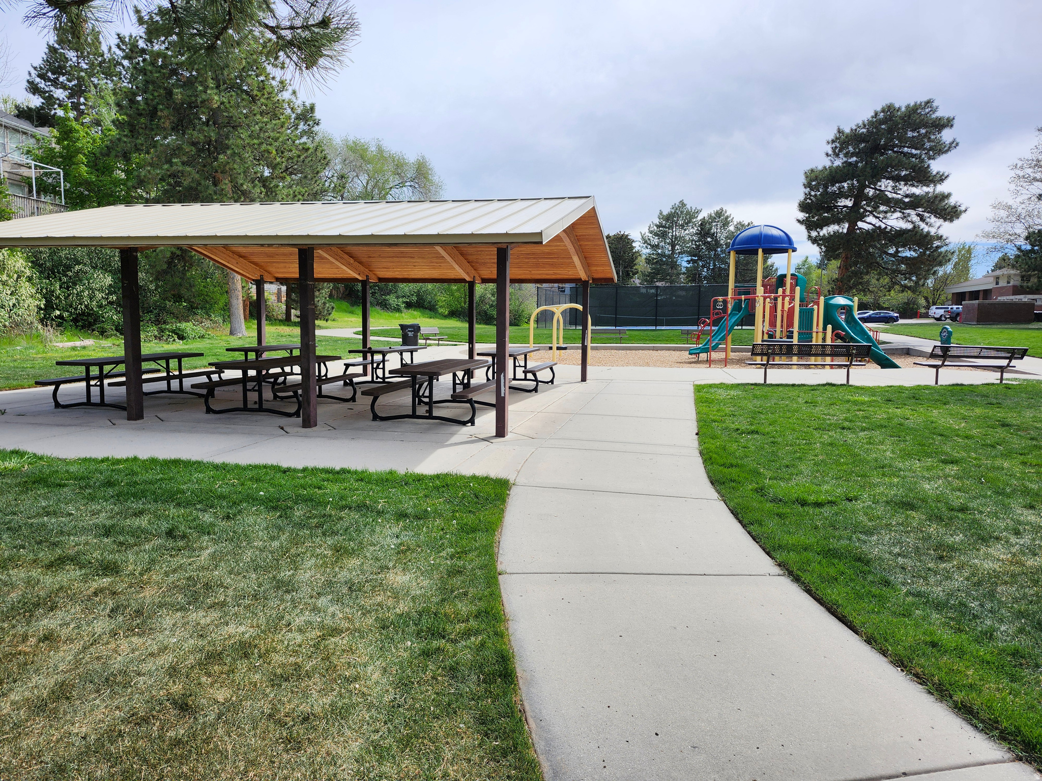 OAKS AT WASATCH - Residential