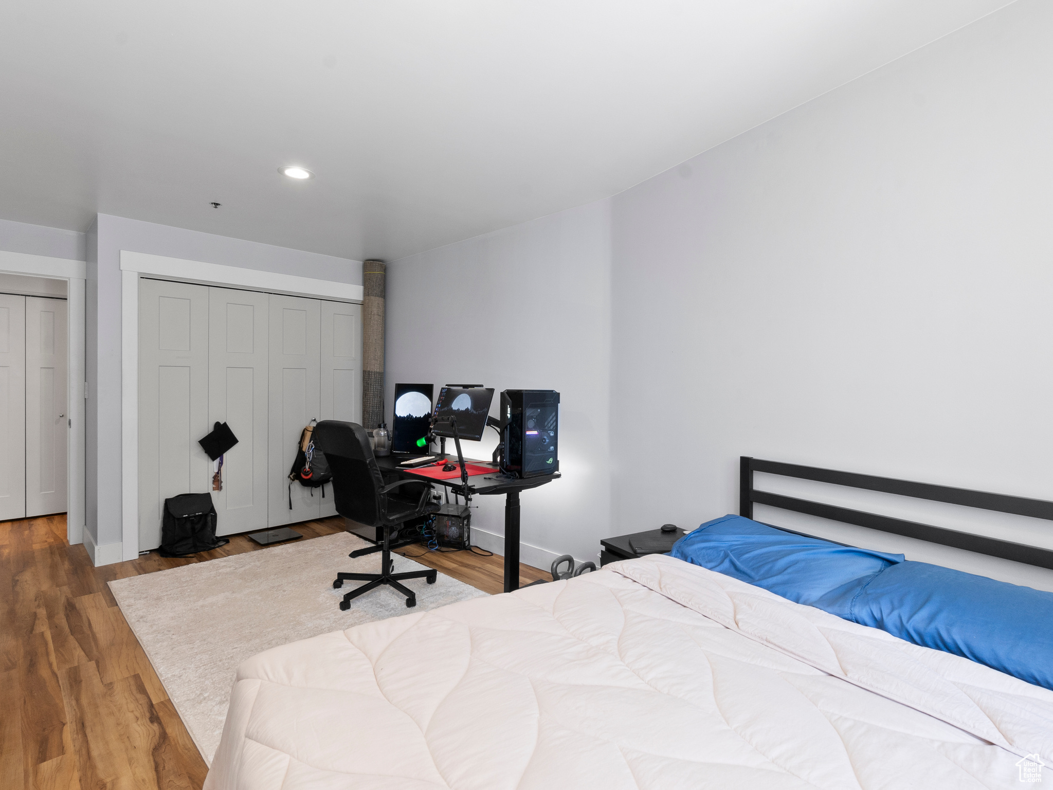 AMERICAN TOWERS - Residential