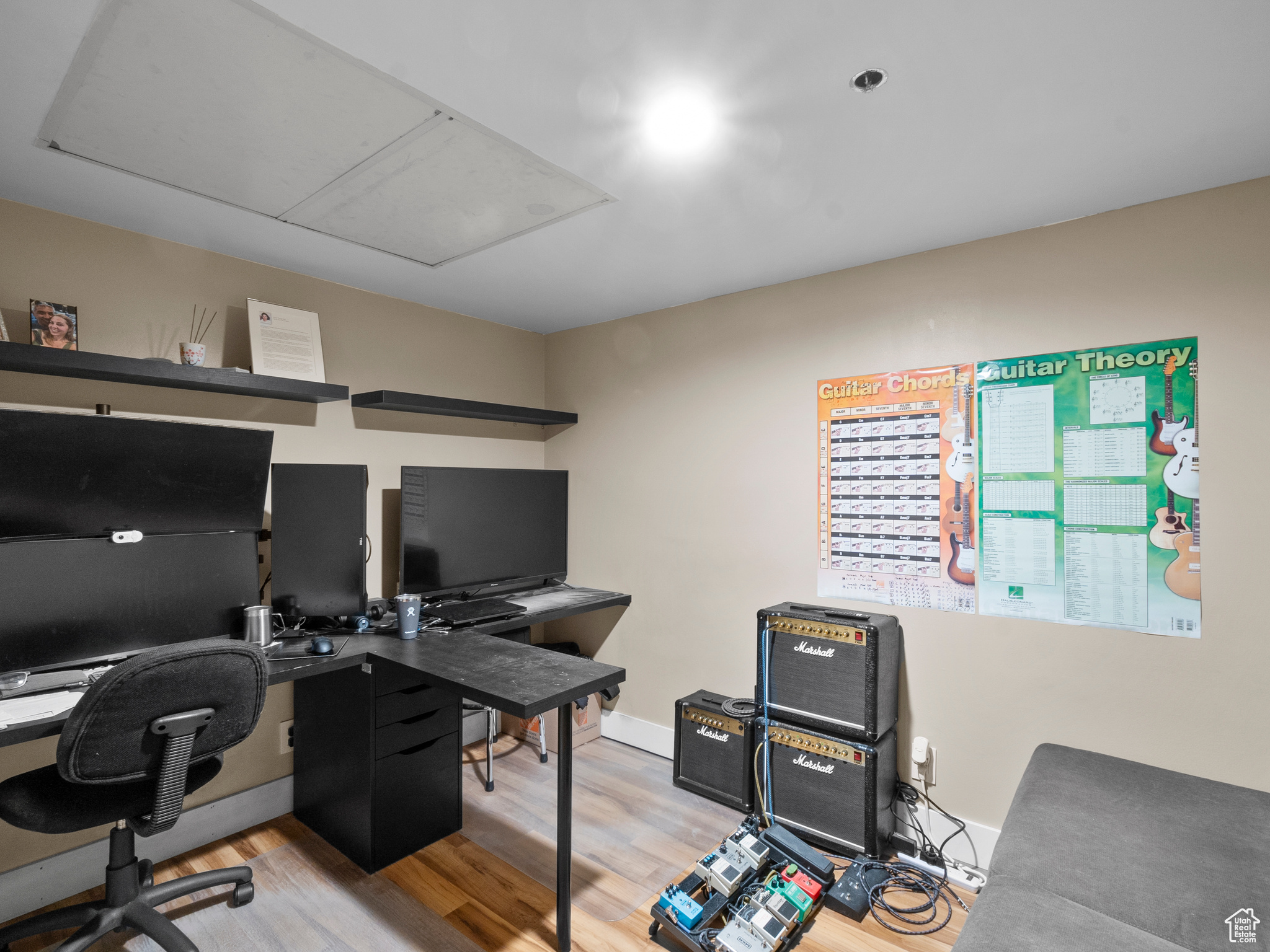 AMERICAN TOWERS - Residential