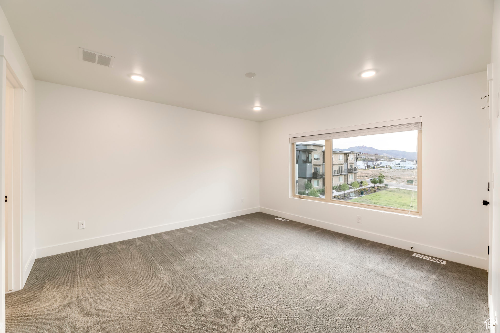 SILVER CREEK - Residential