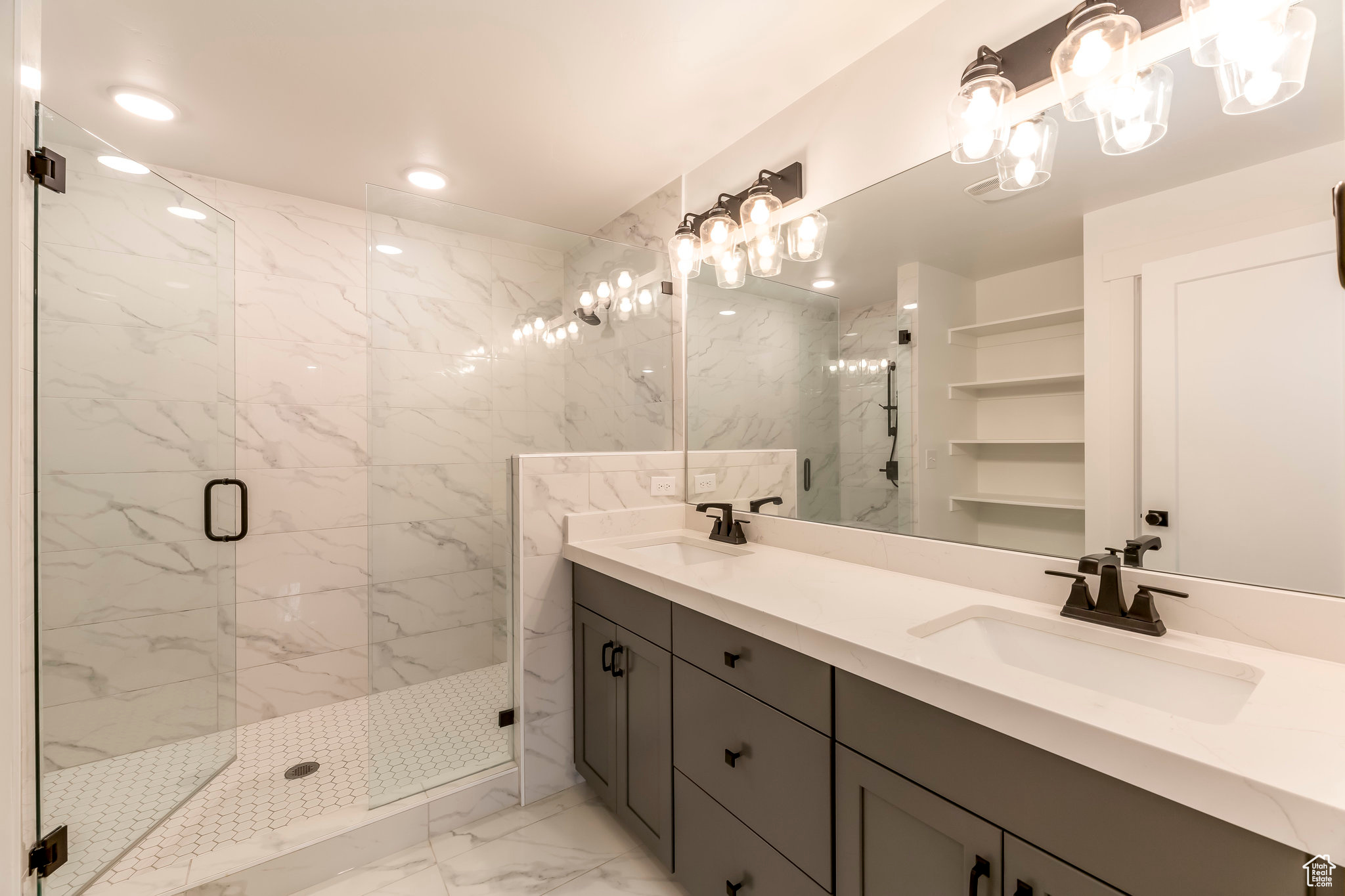 SILVER CREEK - Residential