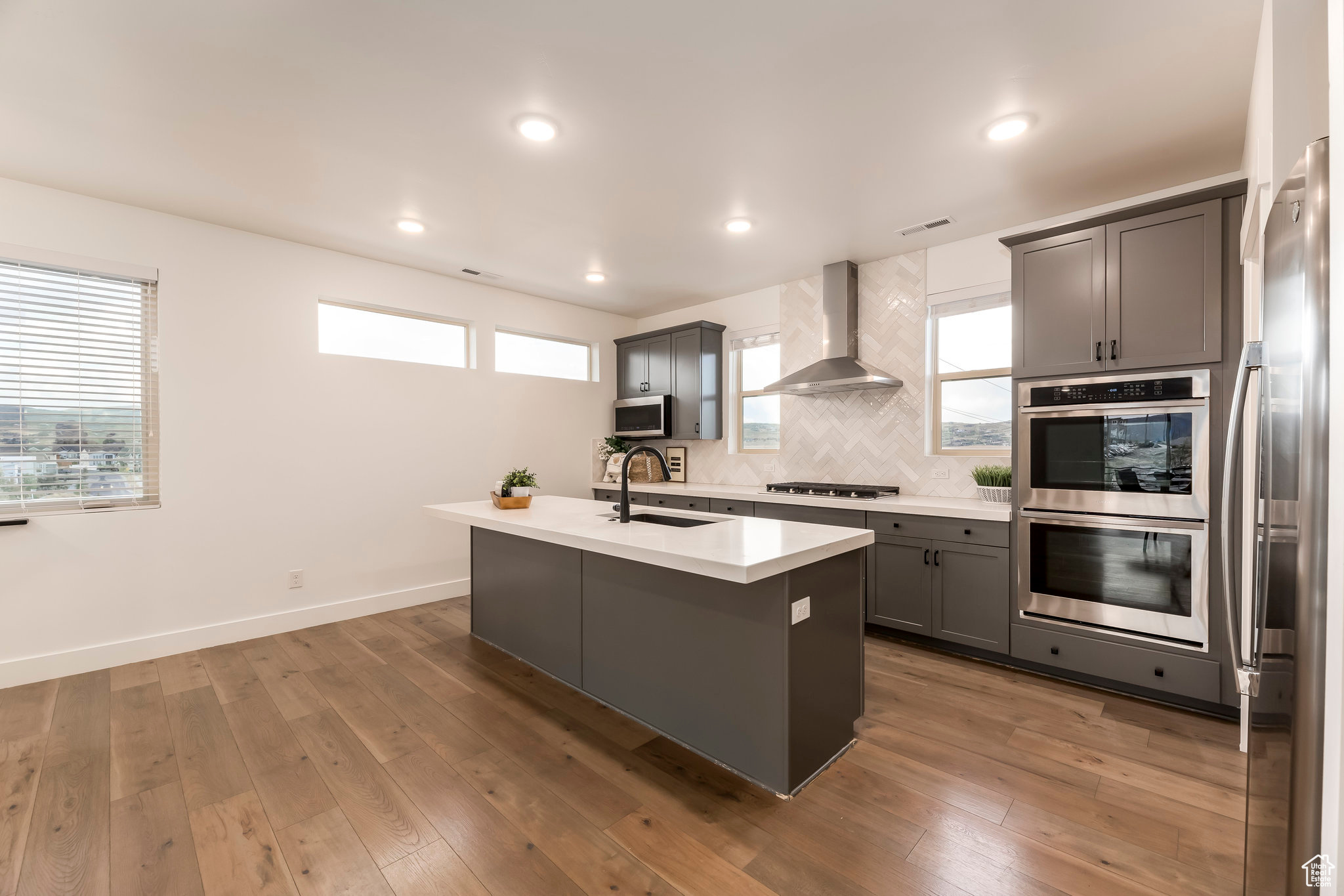 SILVER CREEK - Residential