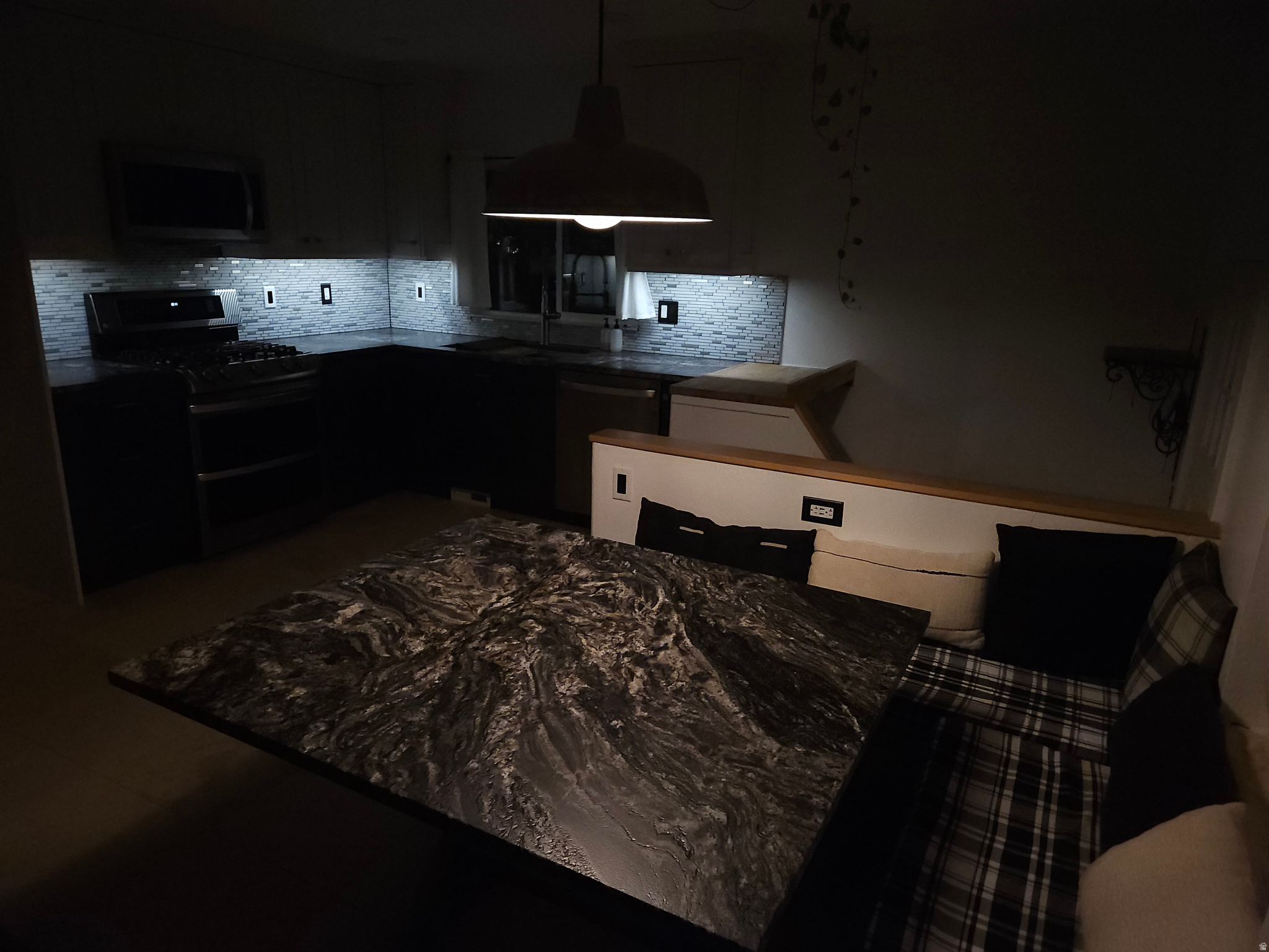 POPLAR GROVE - Residential