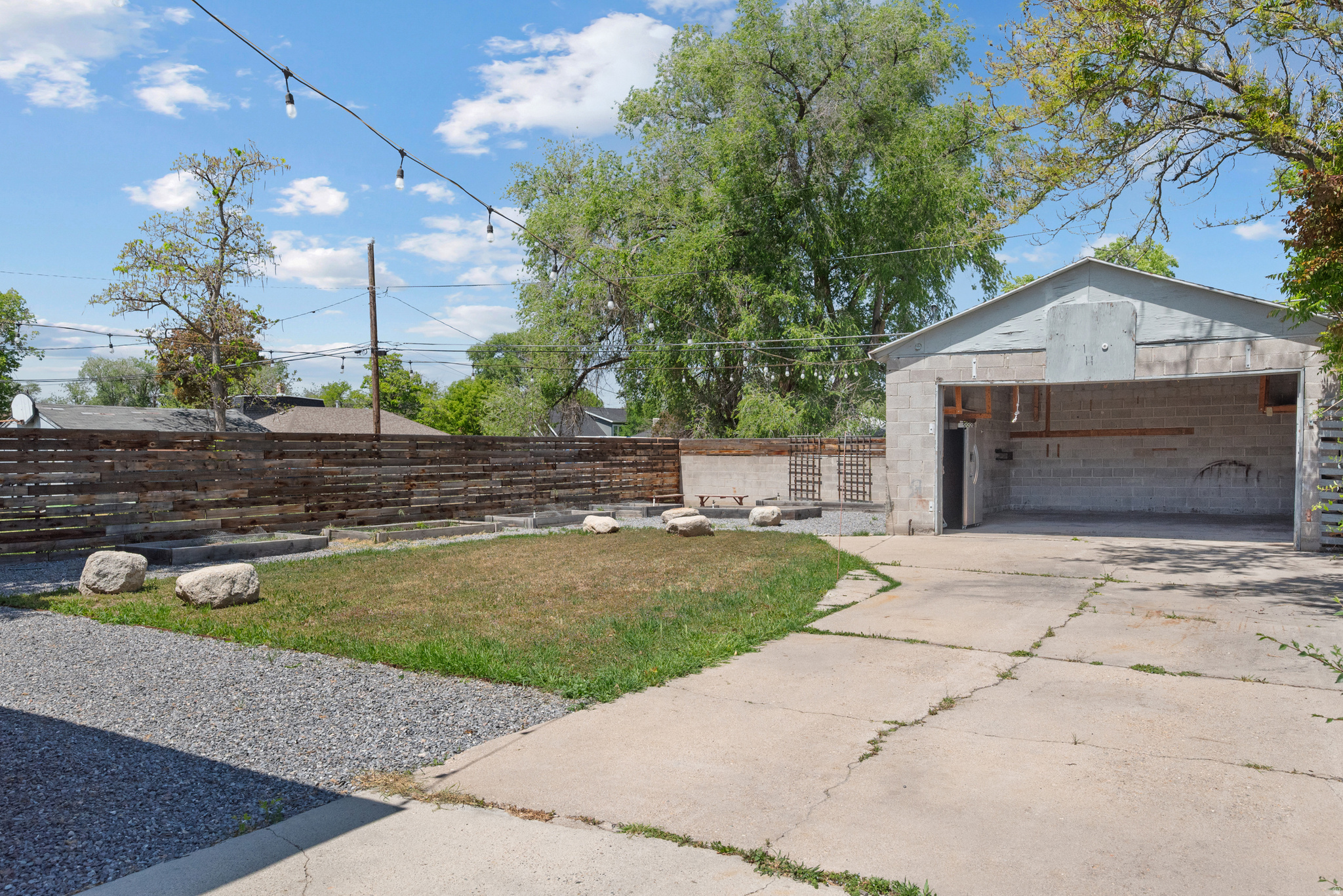 POPLAR GROVE - Residential