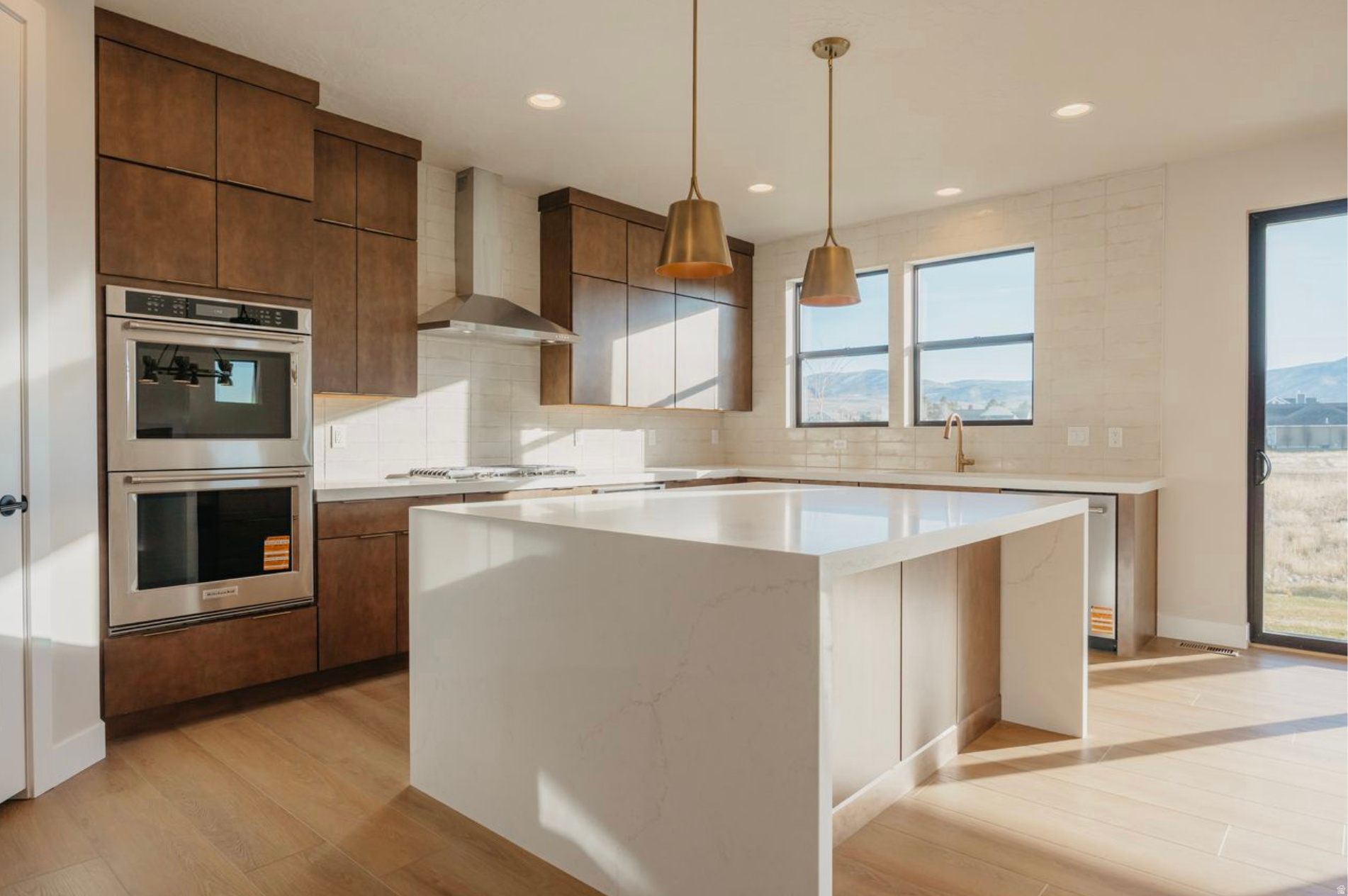 THE CROSSING - Residential