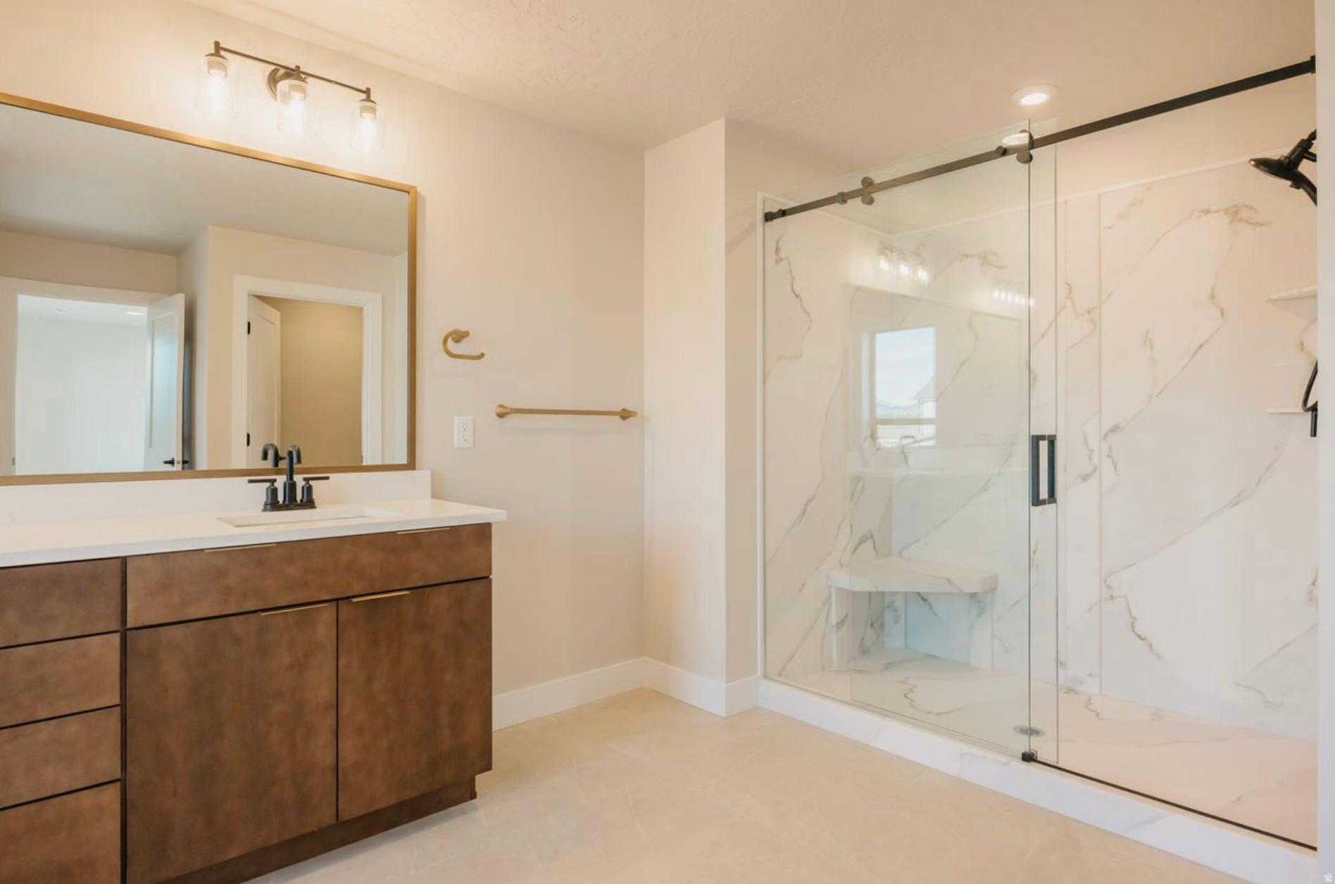 THE CROSSING - Residential