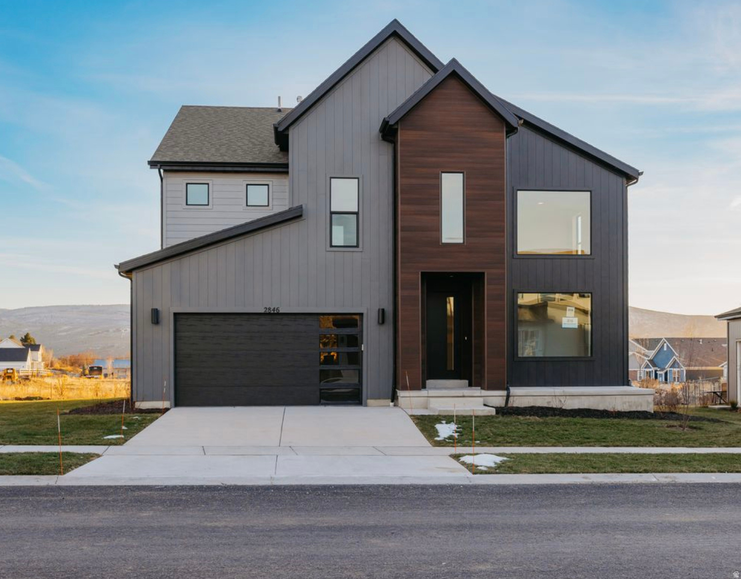 THE CROSSING - Residential