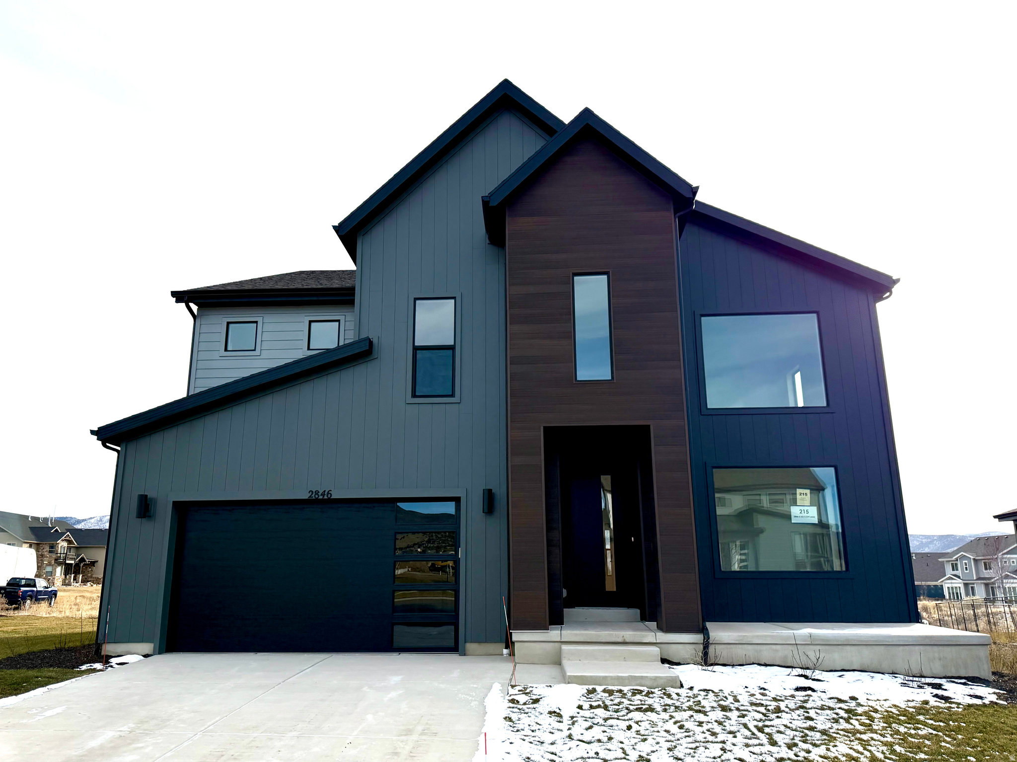 THE CROSSING - Residential