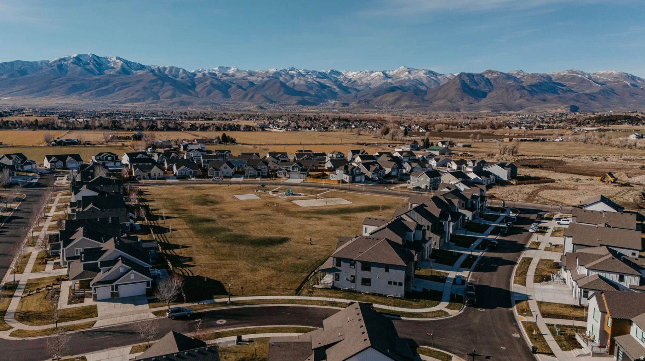 THE CROSSING - Residential