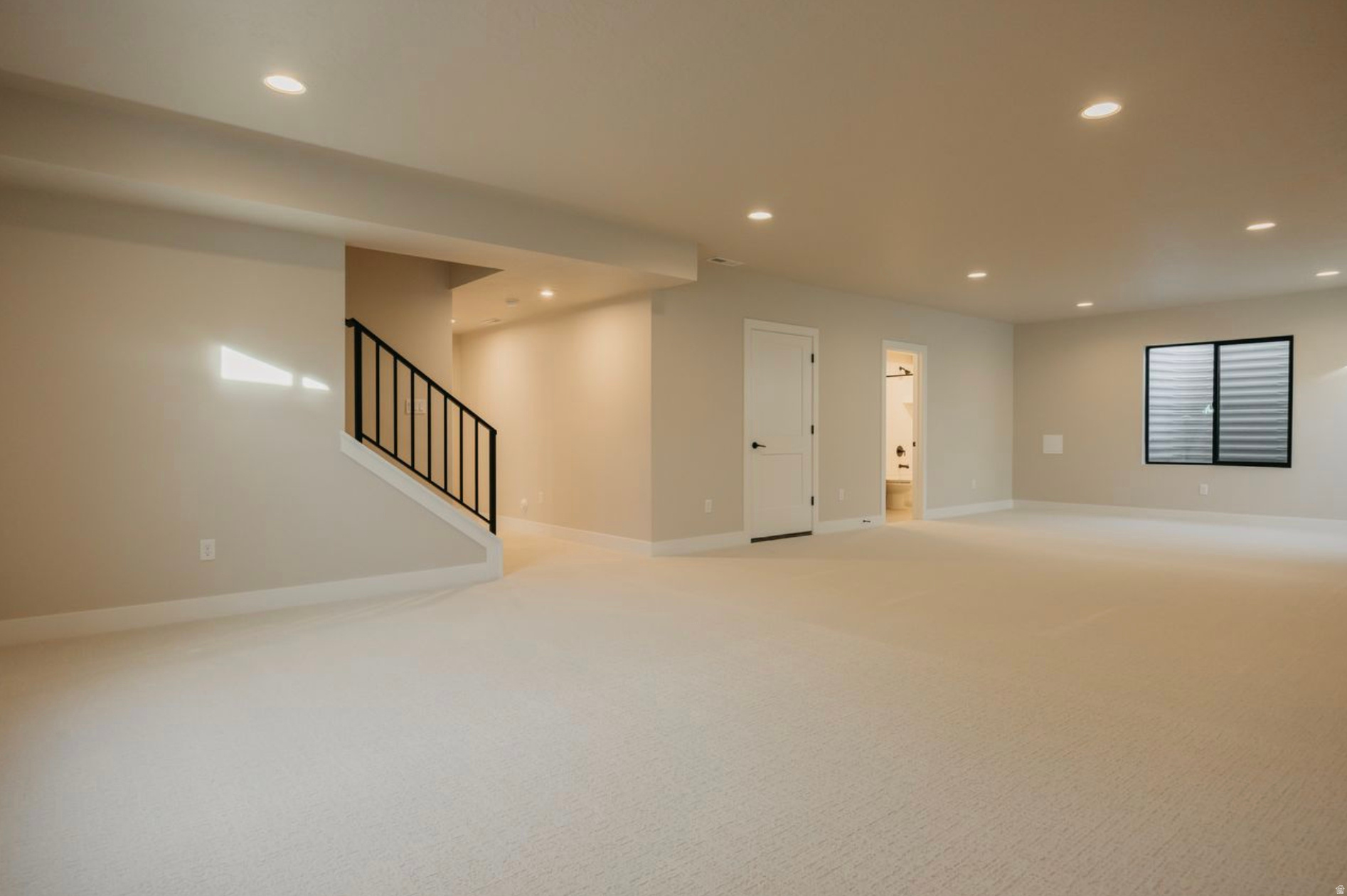 THE CROSSING - Residential