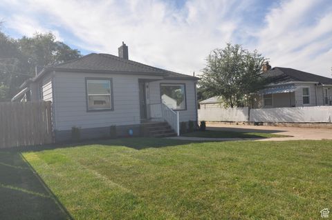Tiny photo for 230 S LAKEVIEW DR E, Clearfield, UT 84015 (MLS # 2119110)
