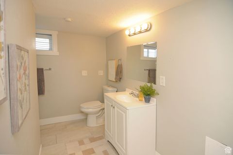 Tiny photo for 230 S LAKEVIEW DR E, Clearfield, UT 84015 (MLS # 2119110)