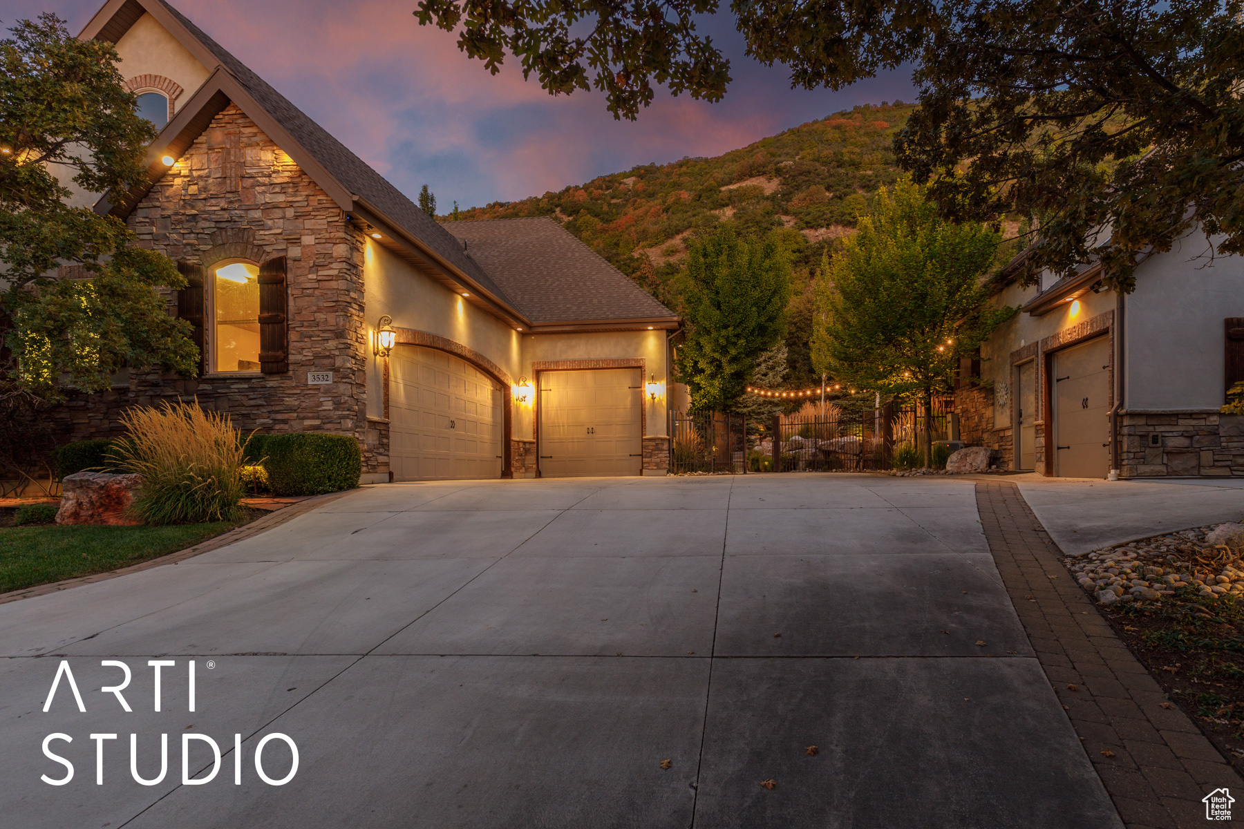 LAYTON RIDGES - Residential