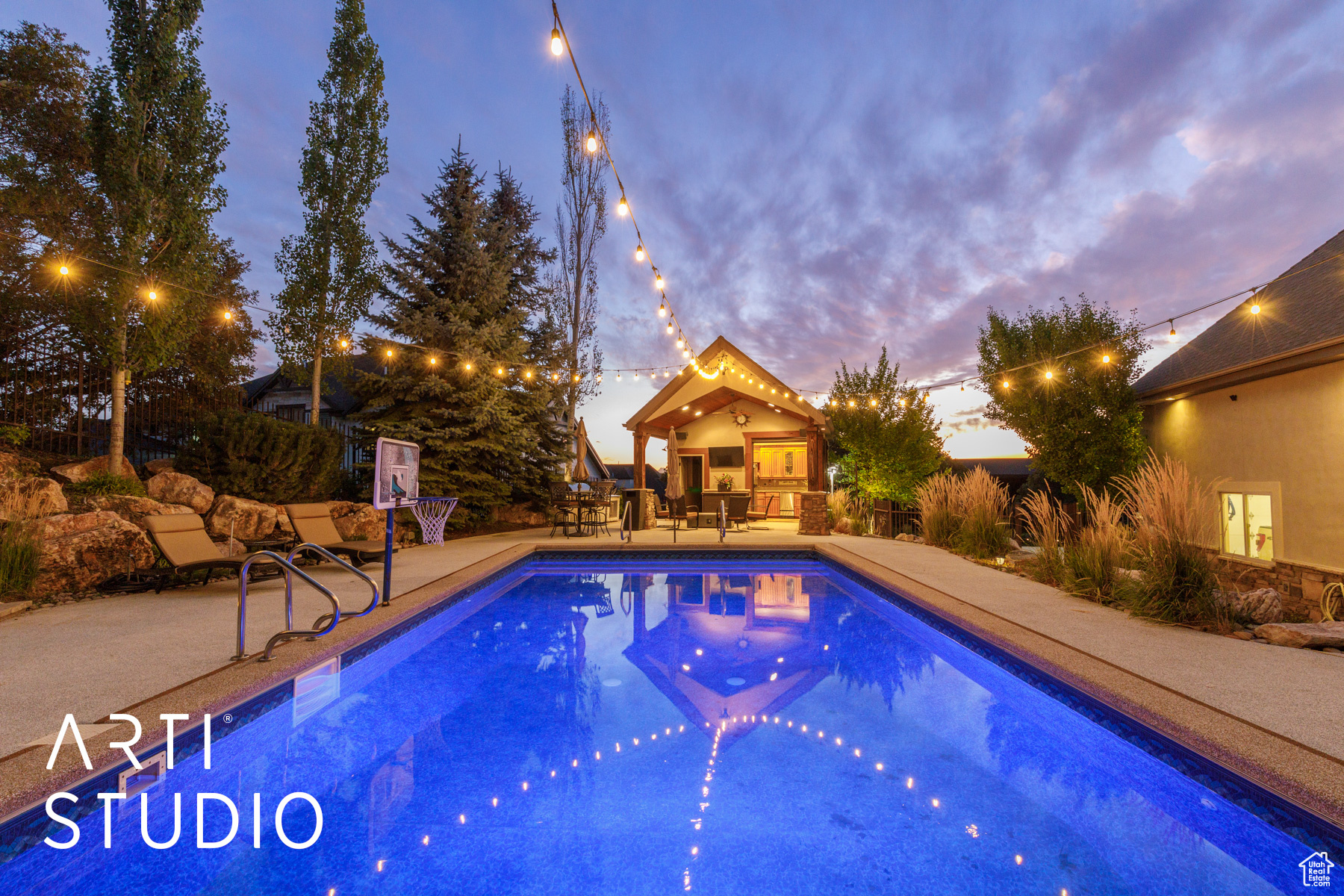 LAYTON RIDGES - Residential