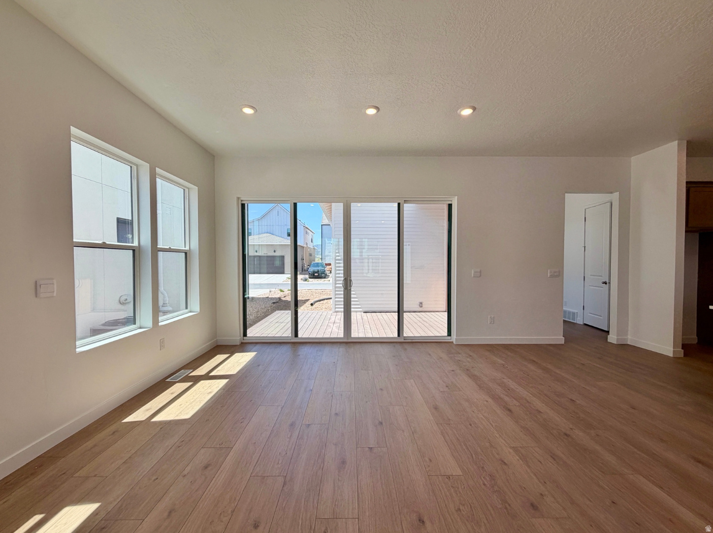 FIREFLY - Residential