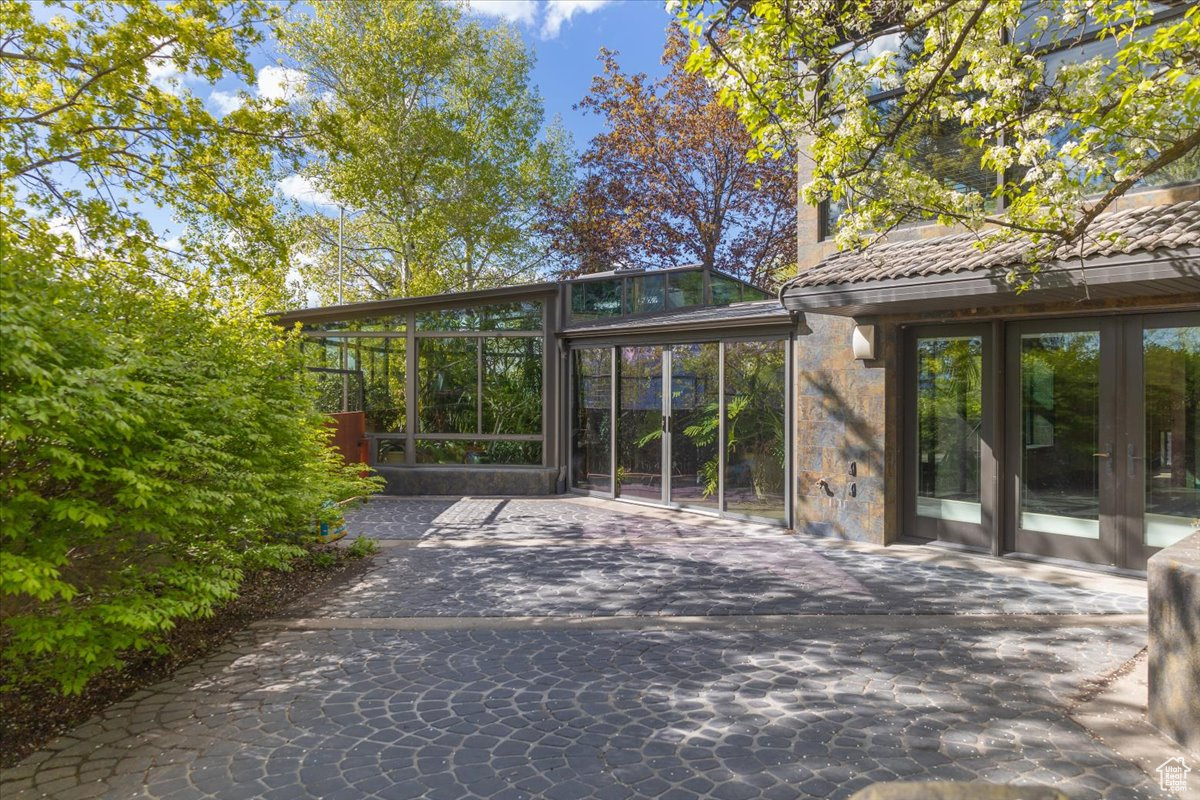 SPRING CREEK - Residential