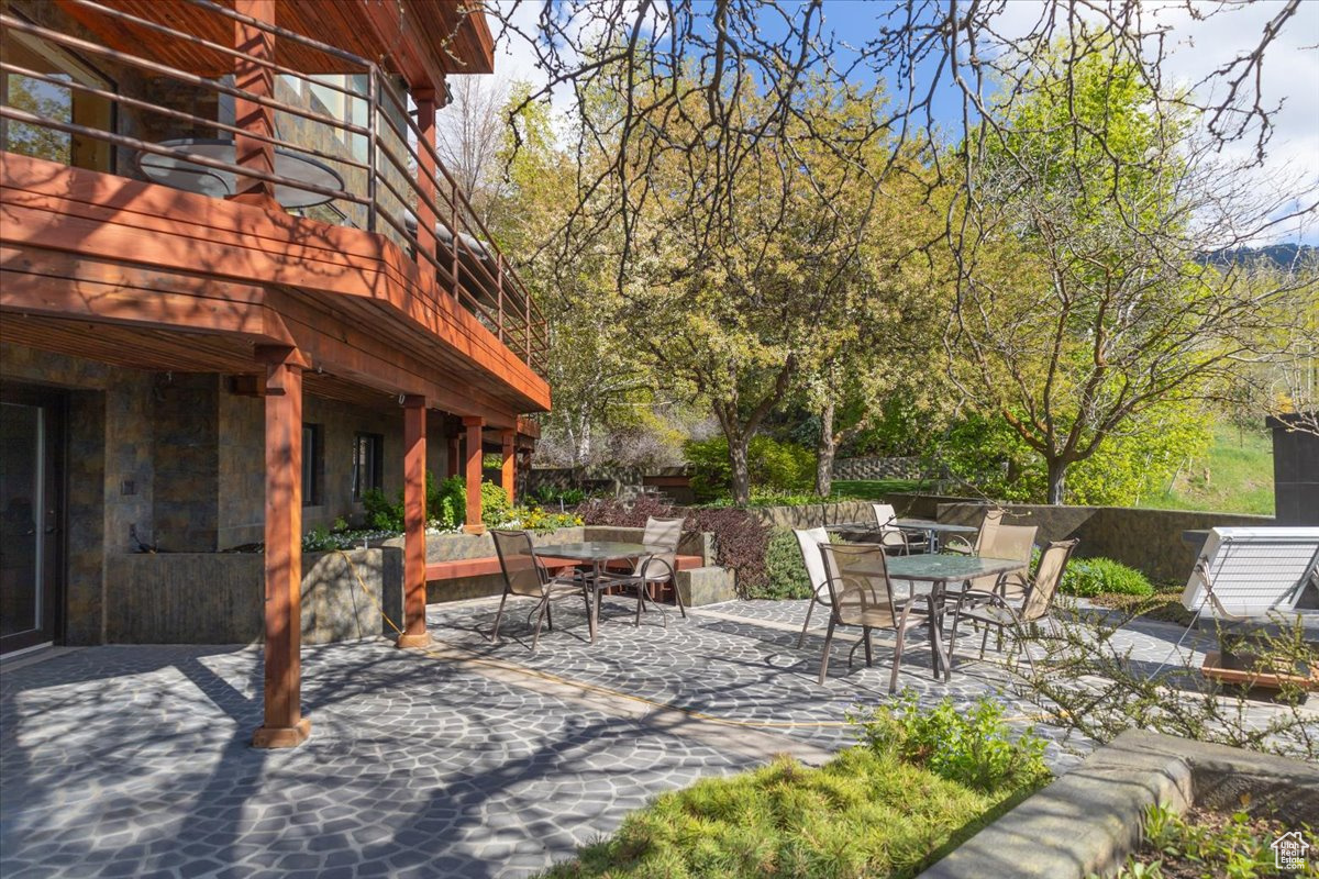 SPRING CREEK - Residential