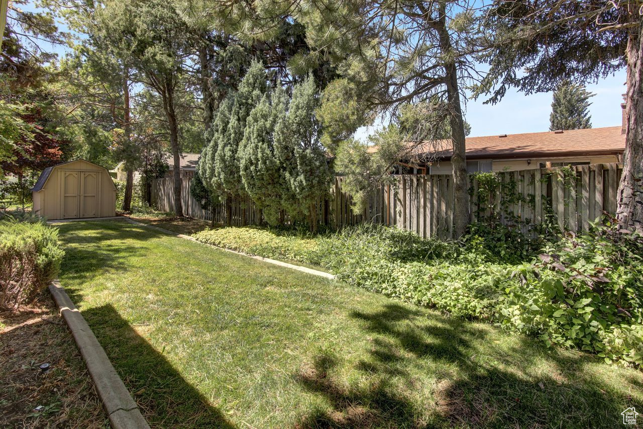 FOOTHILLS SUBDIV - Residential