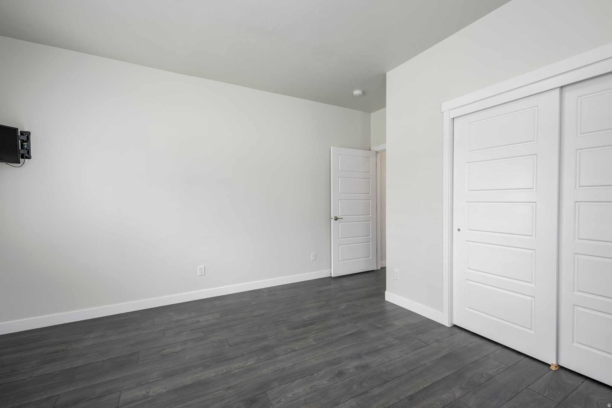 PARK VIEW VILLAS - Residential