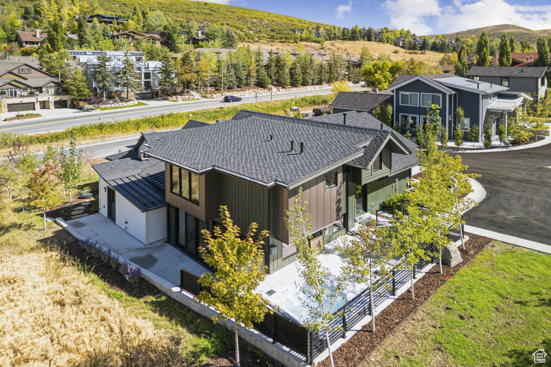 LILAC HILL - Residential
