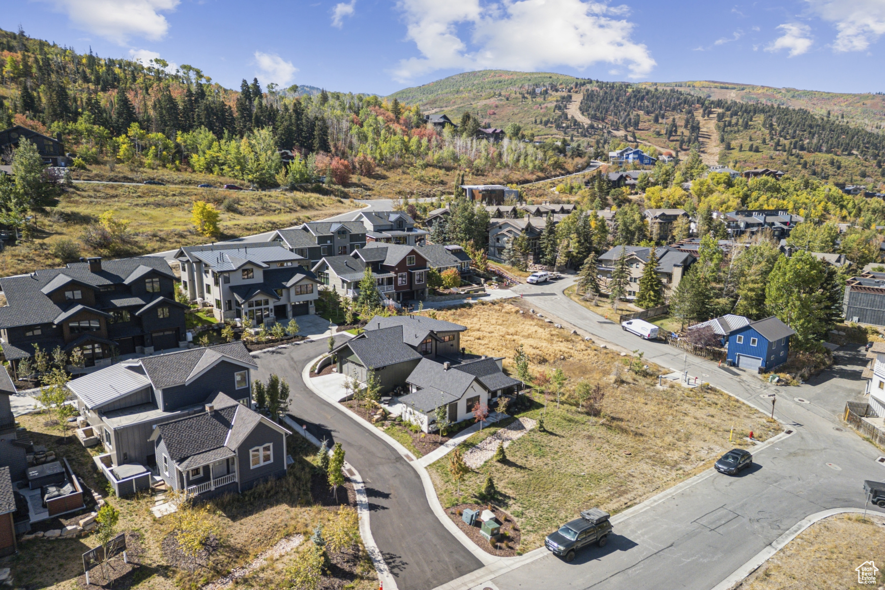 LILAC HILL - Residential