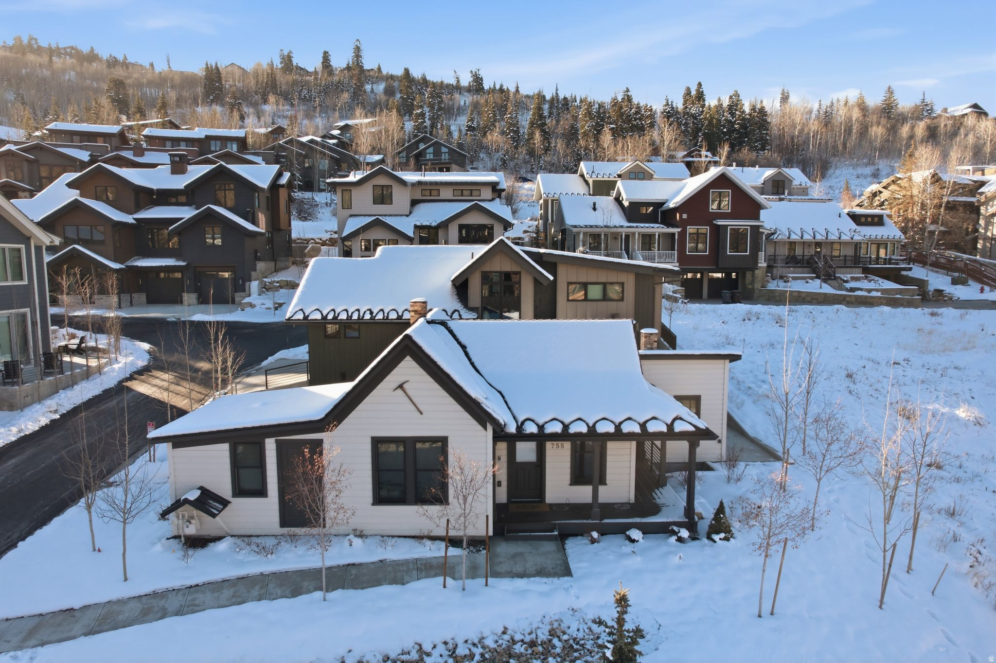 LILAC HILL - Residential