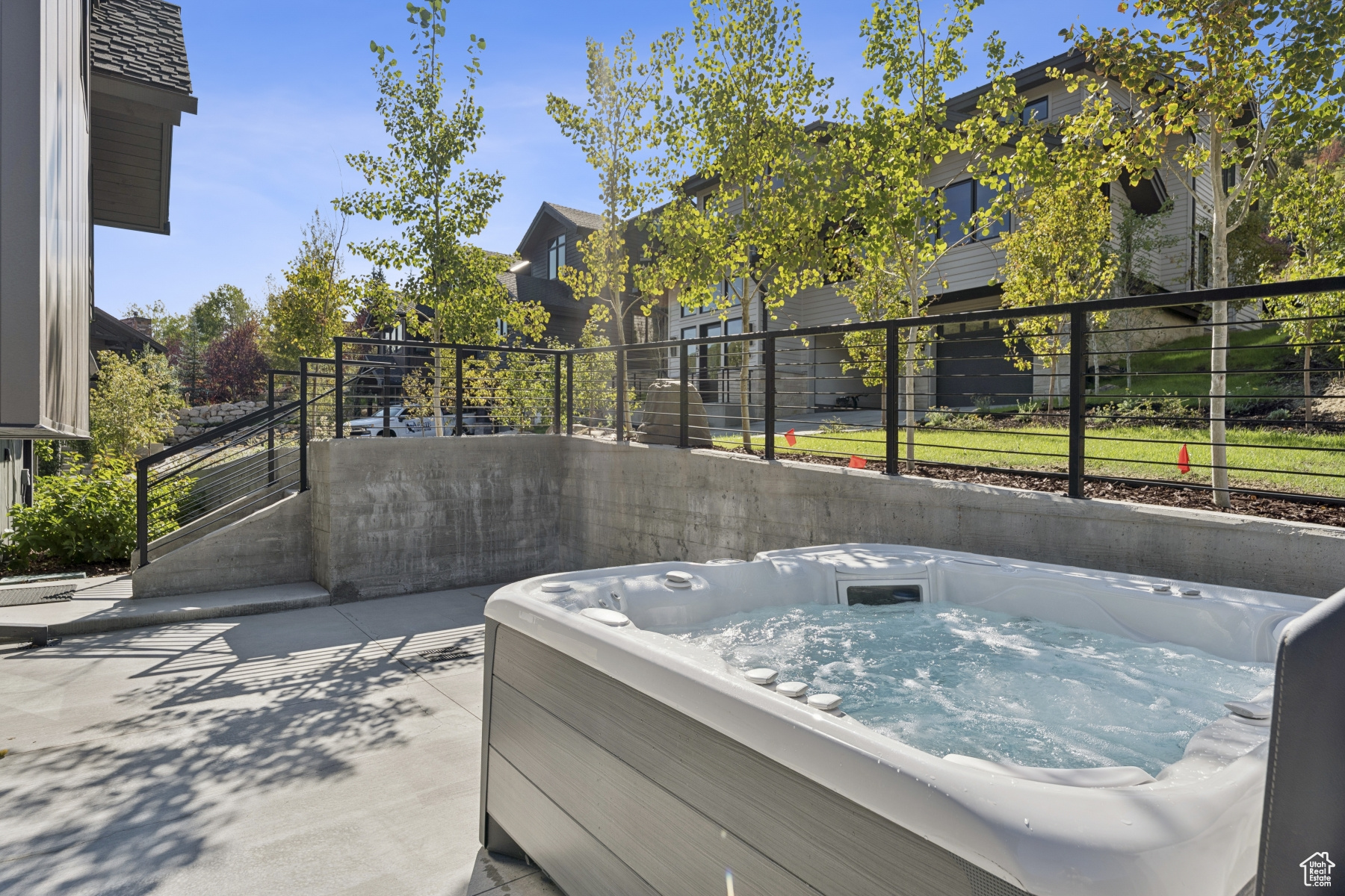LILAC HILL - Residential
