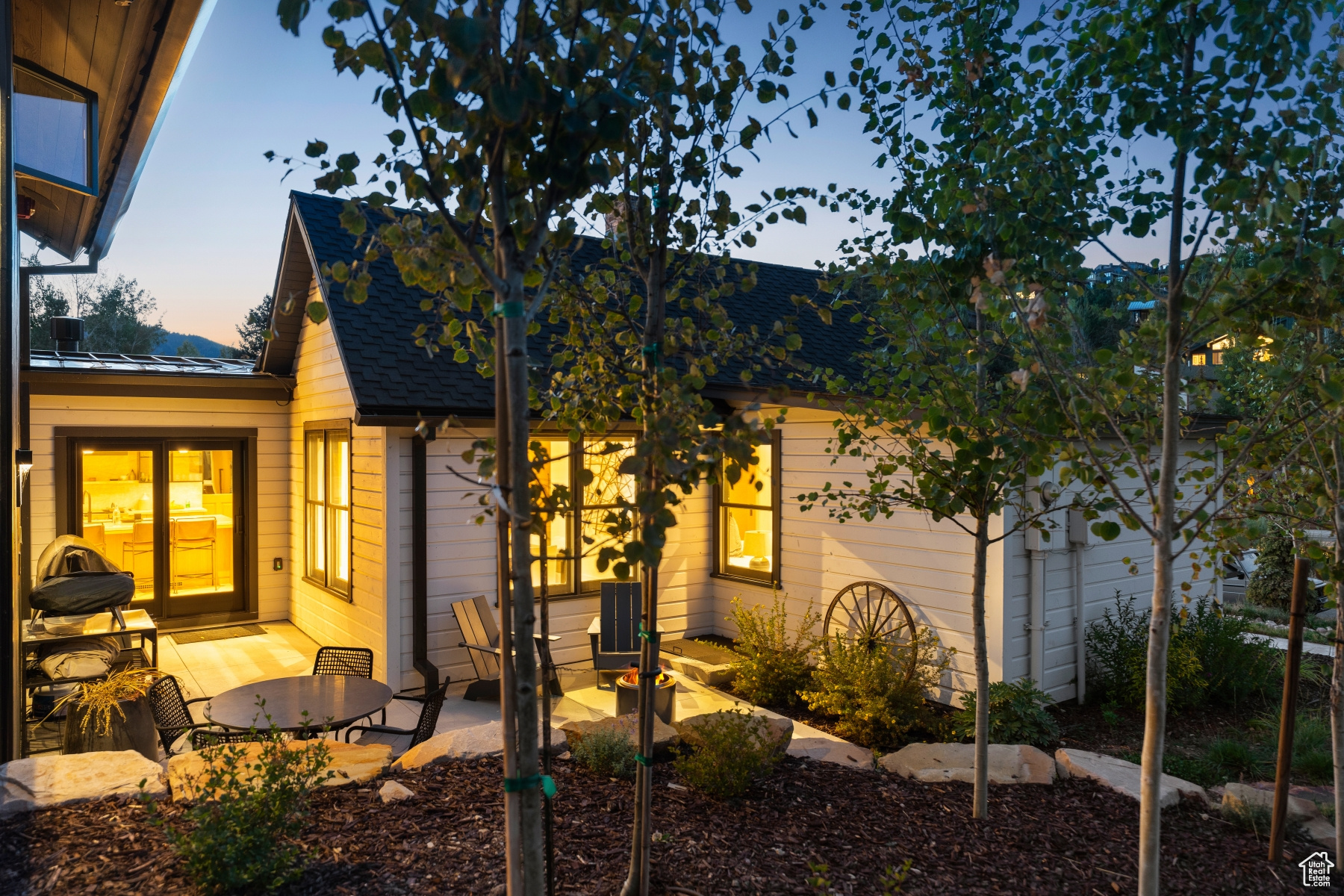 LILAC HILL - Residential