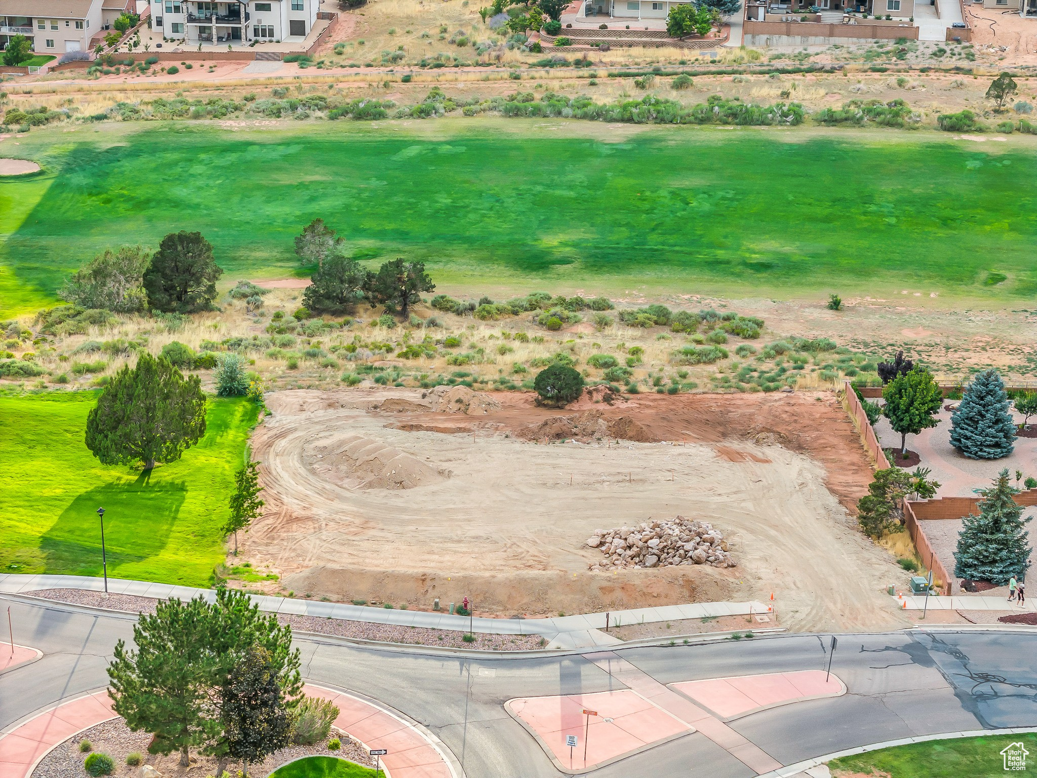 CANYON RIDGE - Land