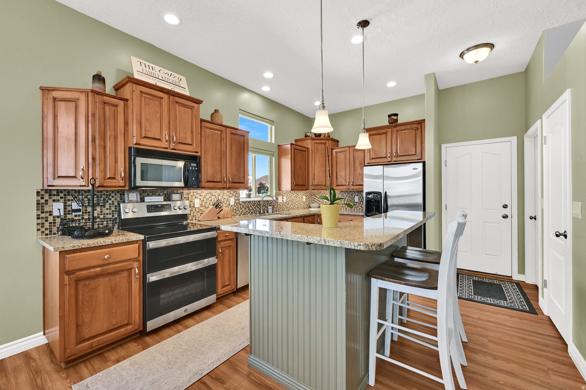 EDGEHILL ESTATES #15 - Residential