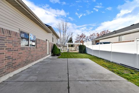 Tiny photo for 587 N 2625 W, West Point, UT 84015 (MLS # 2126859)
