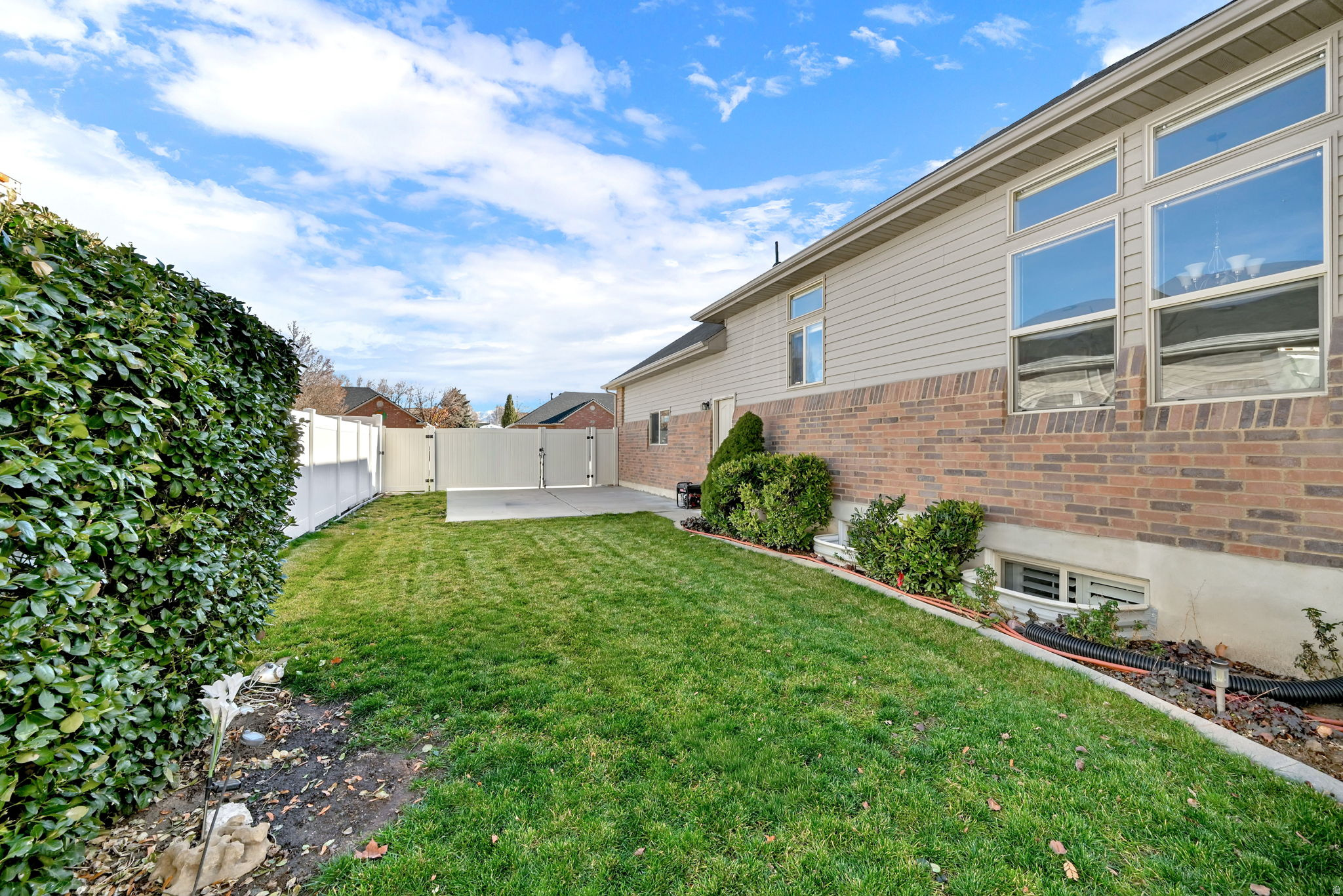 EDGEHILL ESTATES #15 - Residential