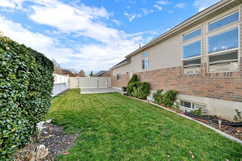 Tiny photo for 587 N 2625 W, West Point, UT 84015 (MLS # 2126859)